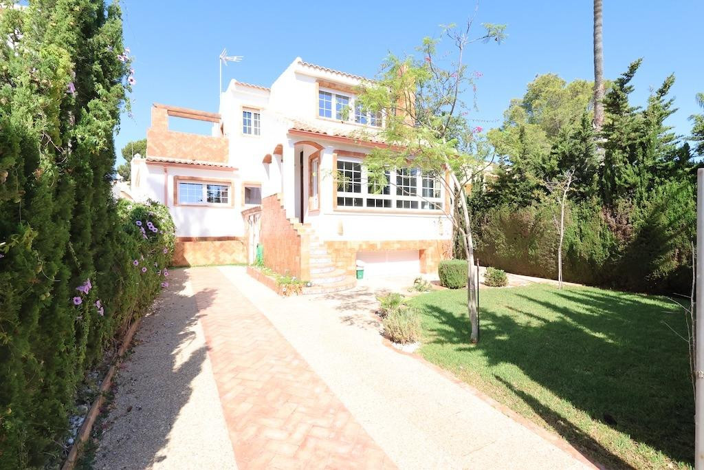 Chalet independiente en Villamartin