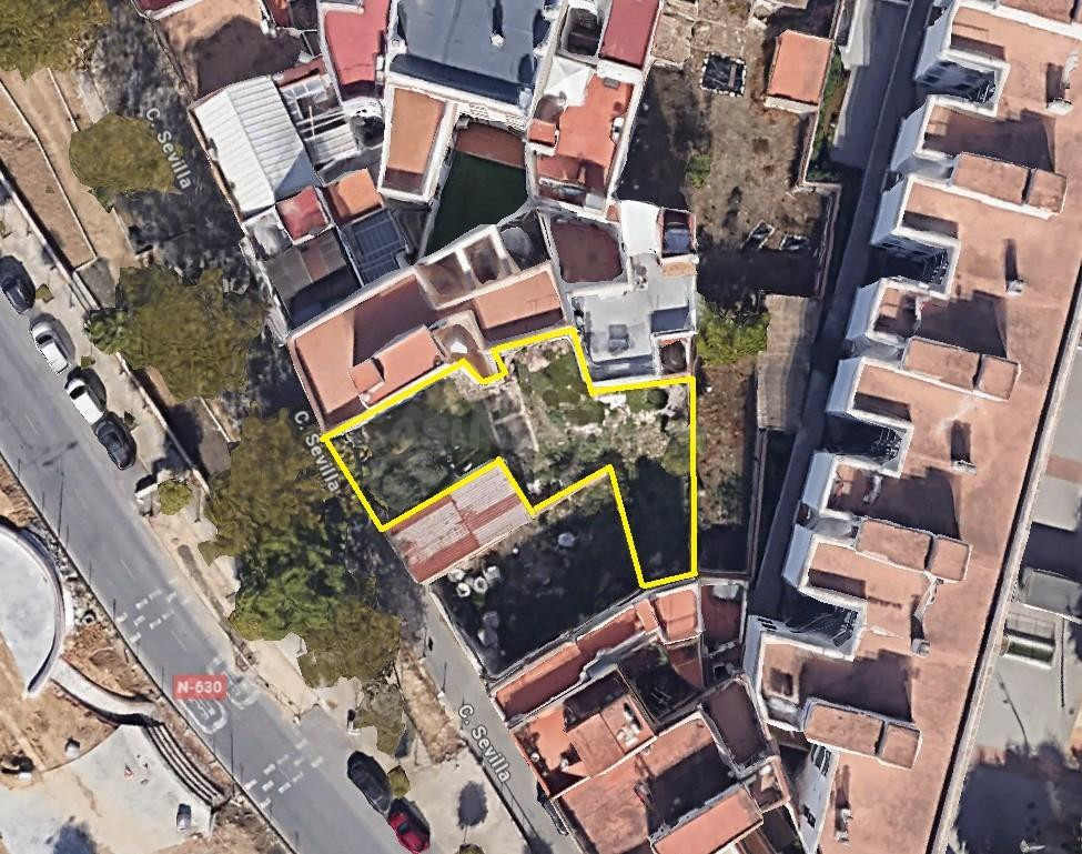 Venta de terreno en el centro de Camas (Sevilla) - foto 2