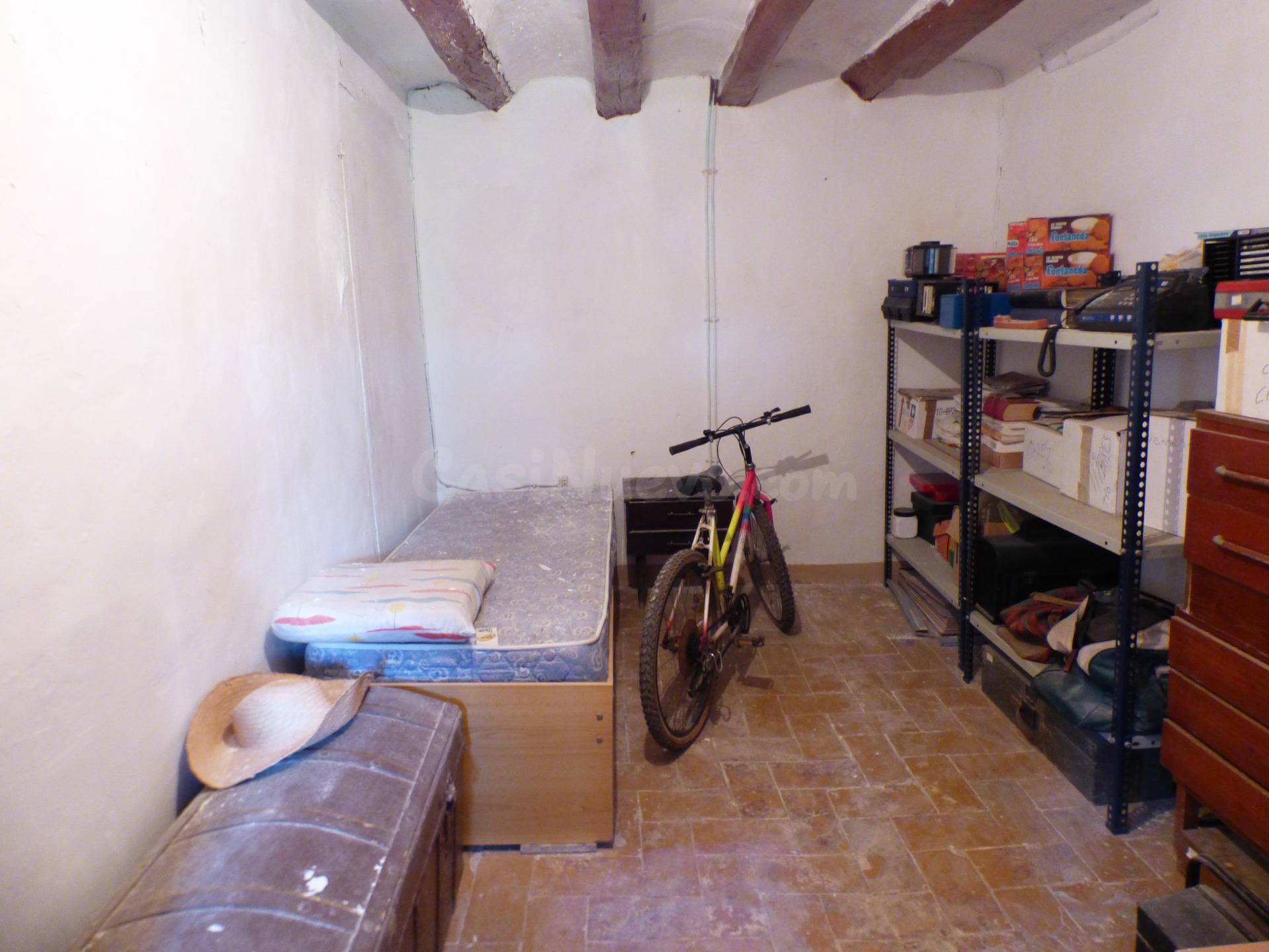 CASA EN ARTÈS PARA REFORMAR PARA GRANDES FAMILIAS O PARA HAC - foto 5