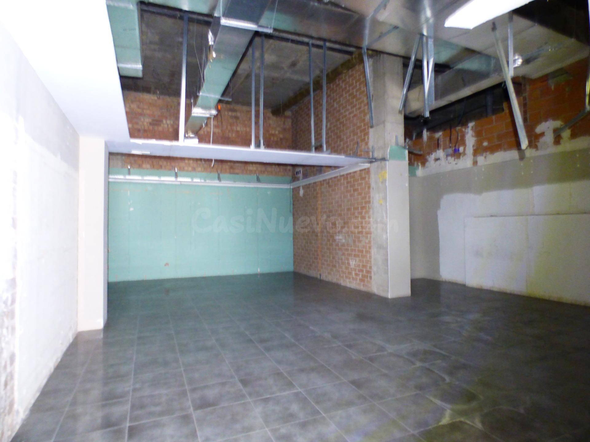 LOCAL COMERCIAL ESQUINERO IDEAL PARA SUPERMERCADO DE 451 M2 - foto 5