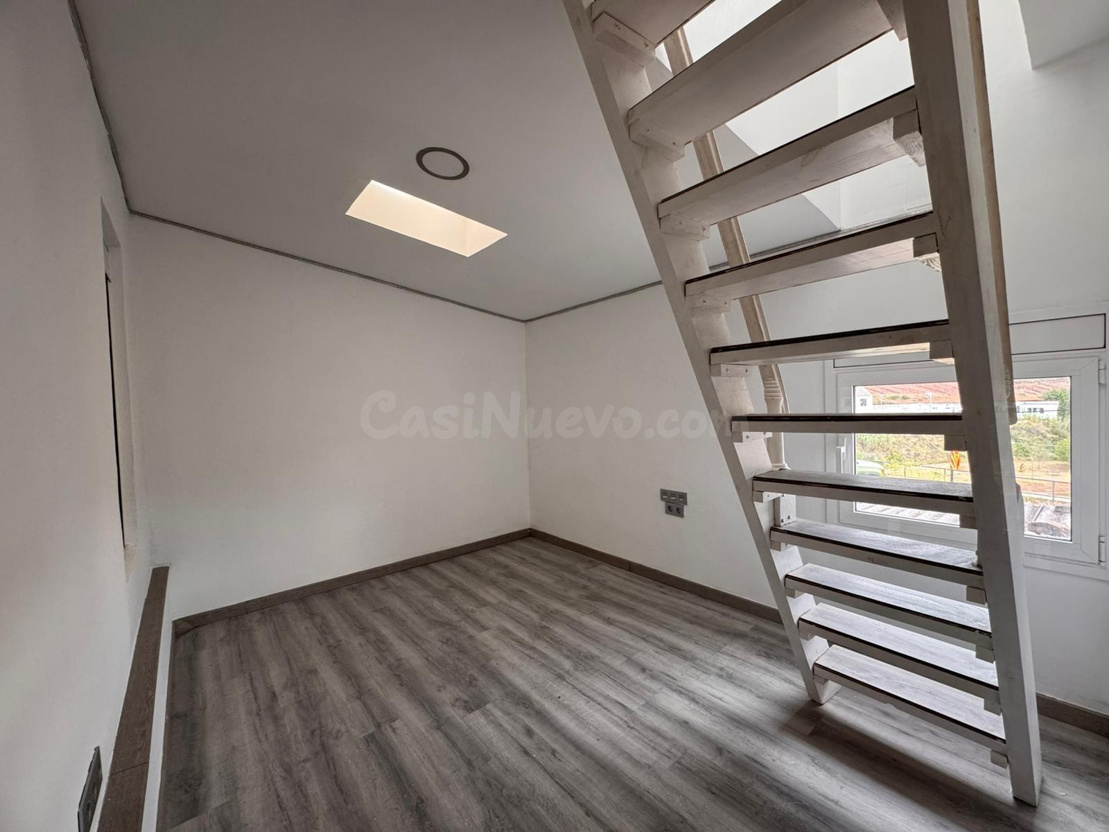 CASA DE PLANTA BAJA EN CARDONA CON 3 HAB. DOBLES Y TERRAZA - foto 5