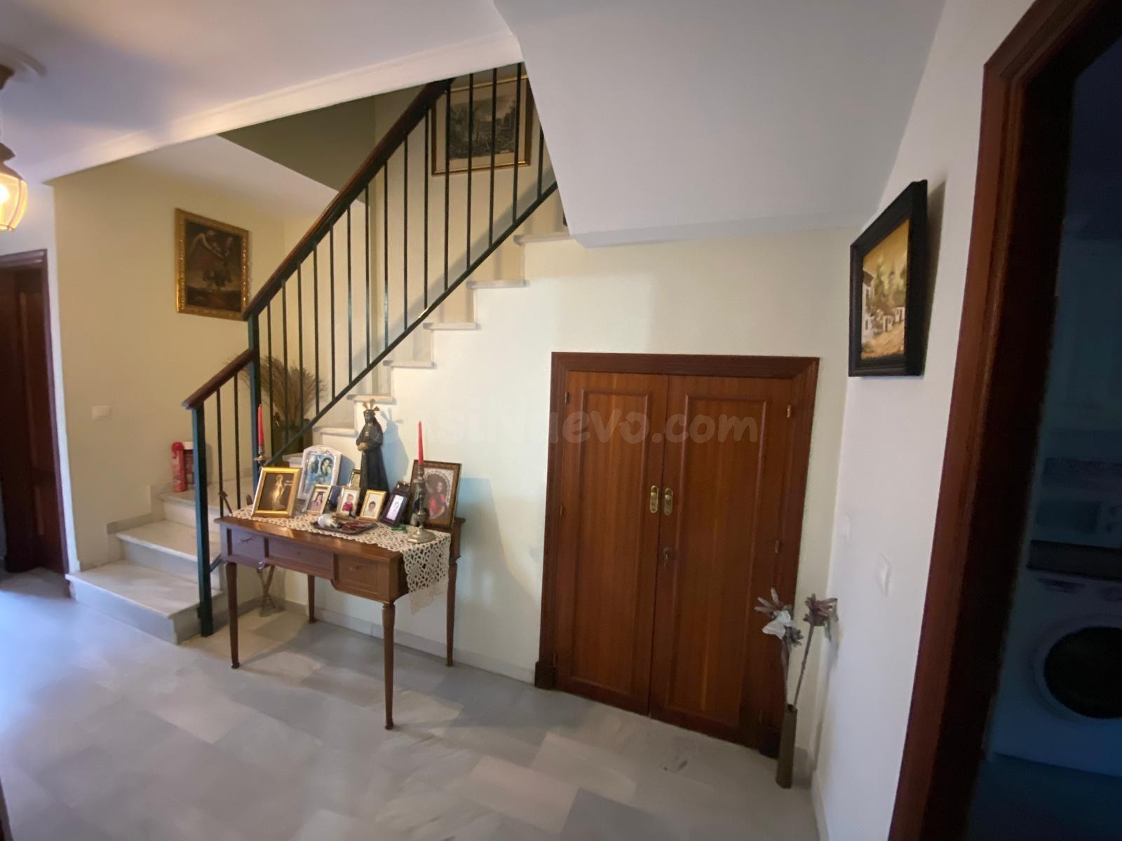 GRAN DUPLEX-ADOSADO EN ZONA CENTRO-PLAYA - foto 4