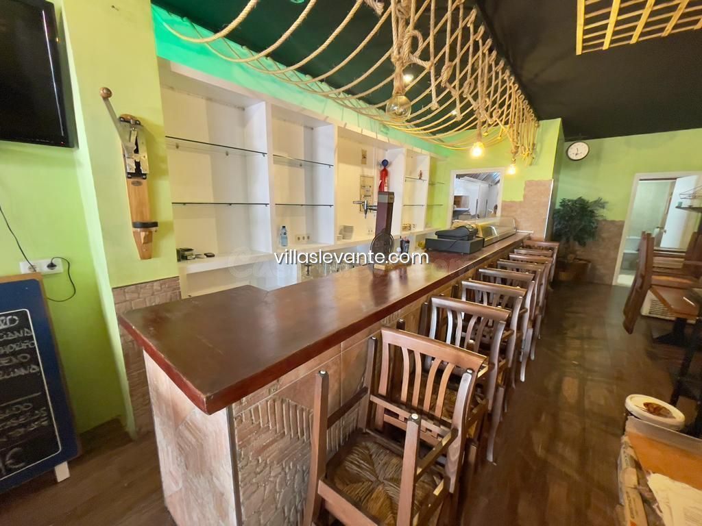 TRASPASO LOCAL COMERCIAL BAR TAPAS - foto 2