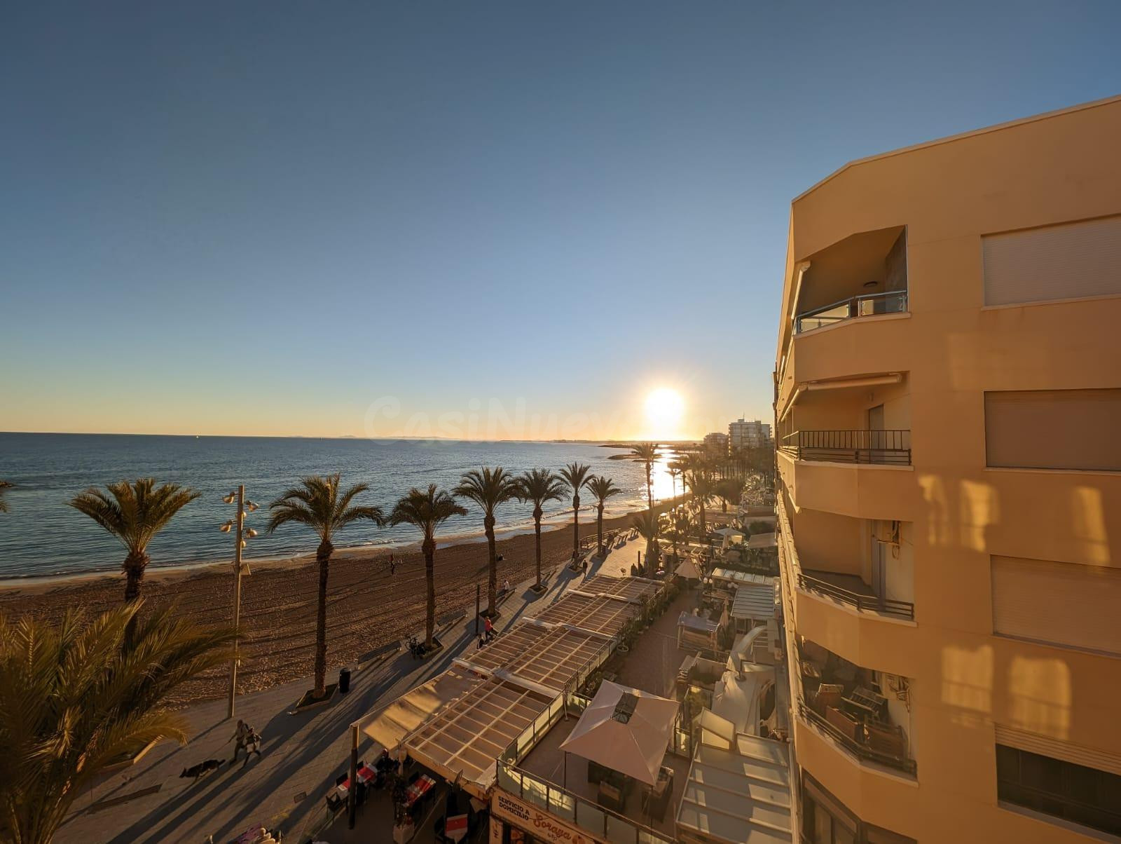 APARTAMENTO MODERNO EN PRIMERA LINEA PLAYA DEL CURA