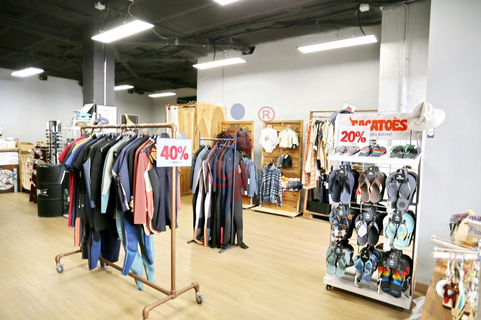 ¡Local comercial en venta en ubicación estratégica de Guardamar del Segura!