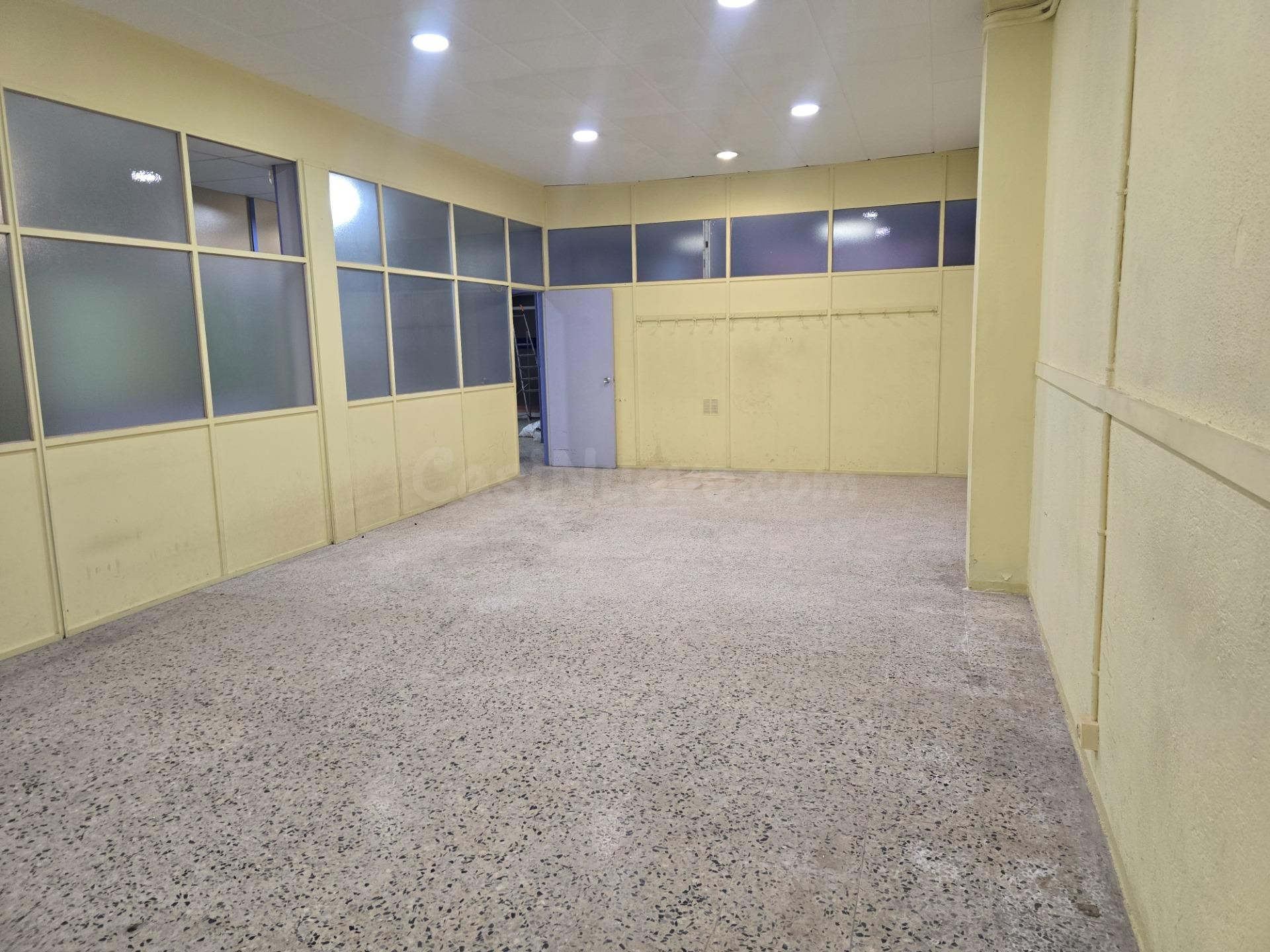 Local en Venta en Castellar del Vallès en el Centro !! - foto 5