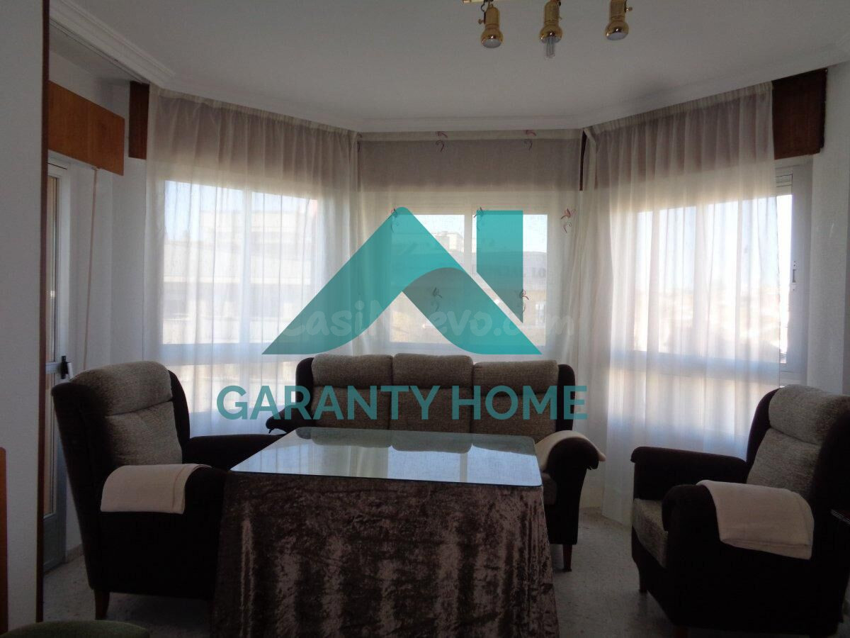 🏡 ¡PISO DE ESTUDIANTES EN ALQUILER, ZONA CASTELLANOS ! 🌟✨