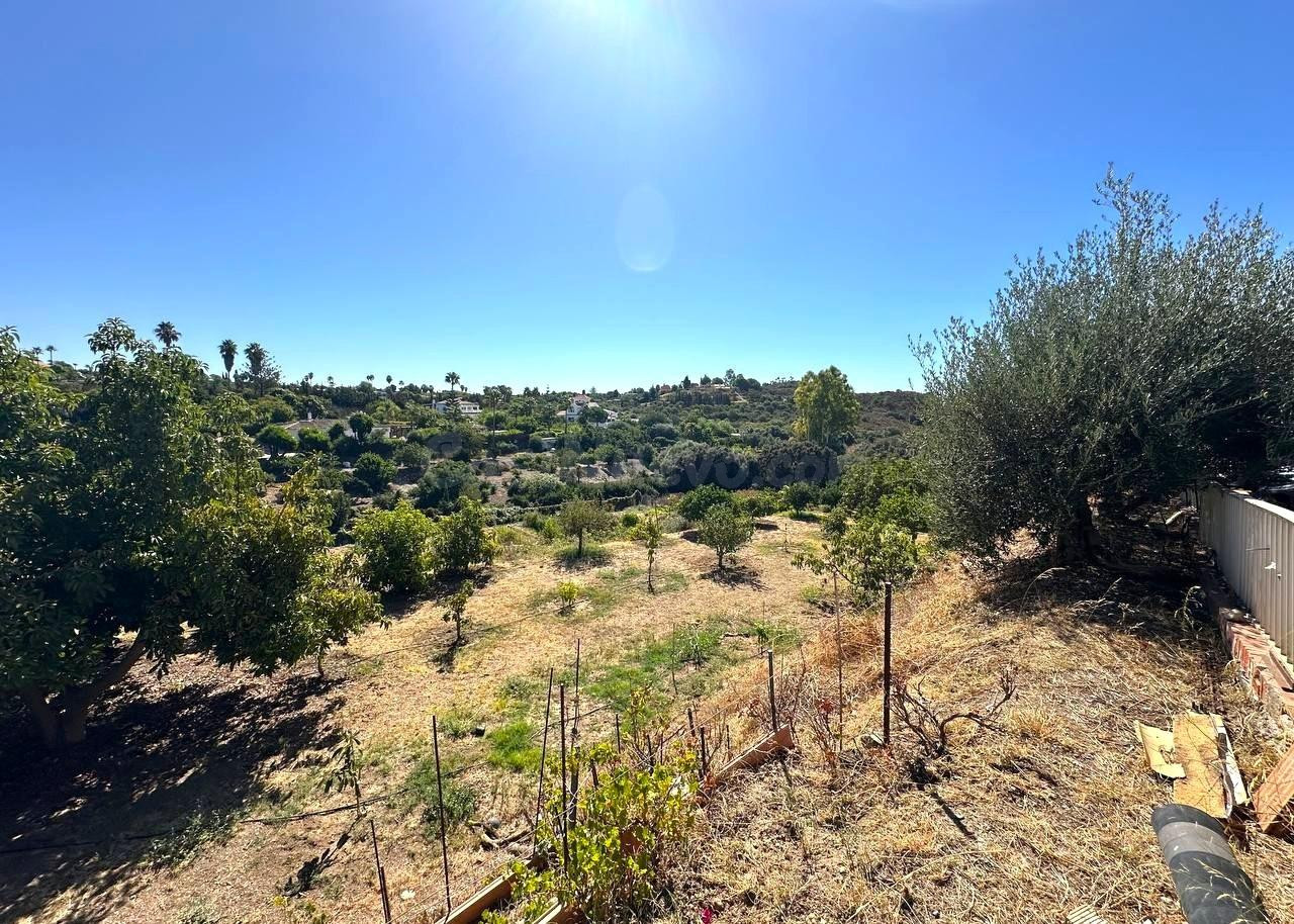 Casa de campo en venta con parcela | CABANILLAS REAL ESTATE - foto 4