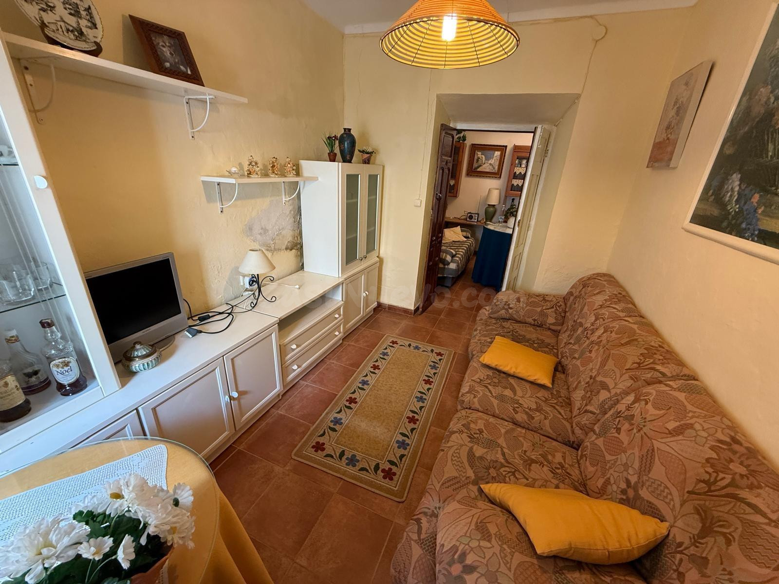 🏡 Oportunidad en Almargen (Málaga): Casa de pueblo con patio - foto 4