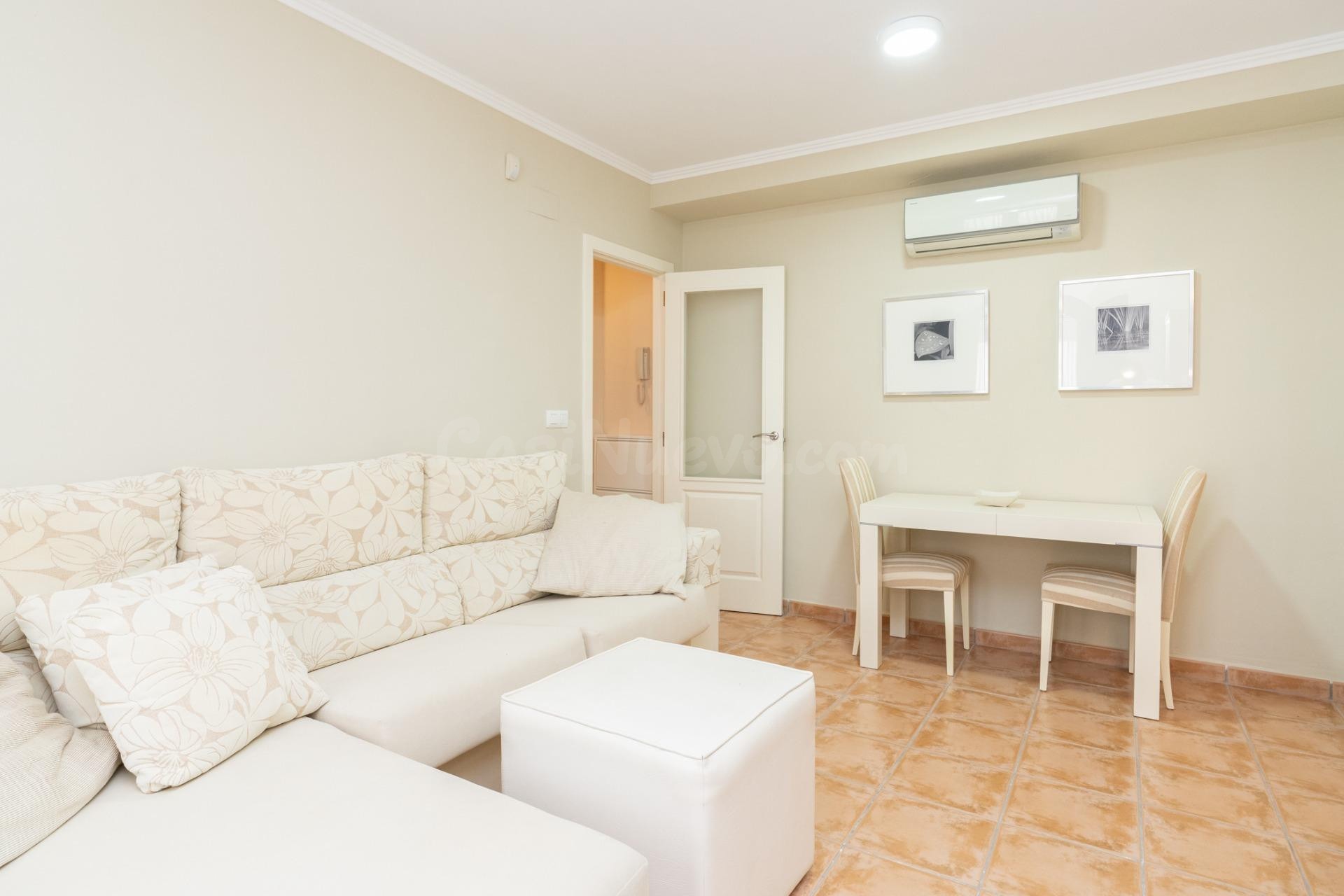 Acogedor Piso AMUEBLADO en Velez de Benaudalla con Piscina,  - foto 5
