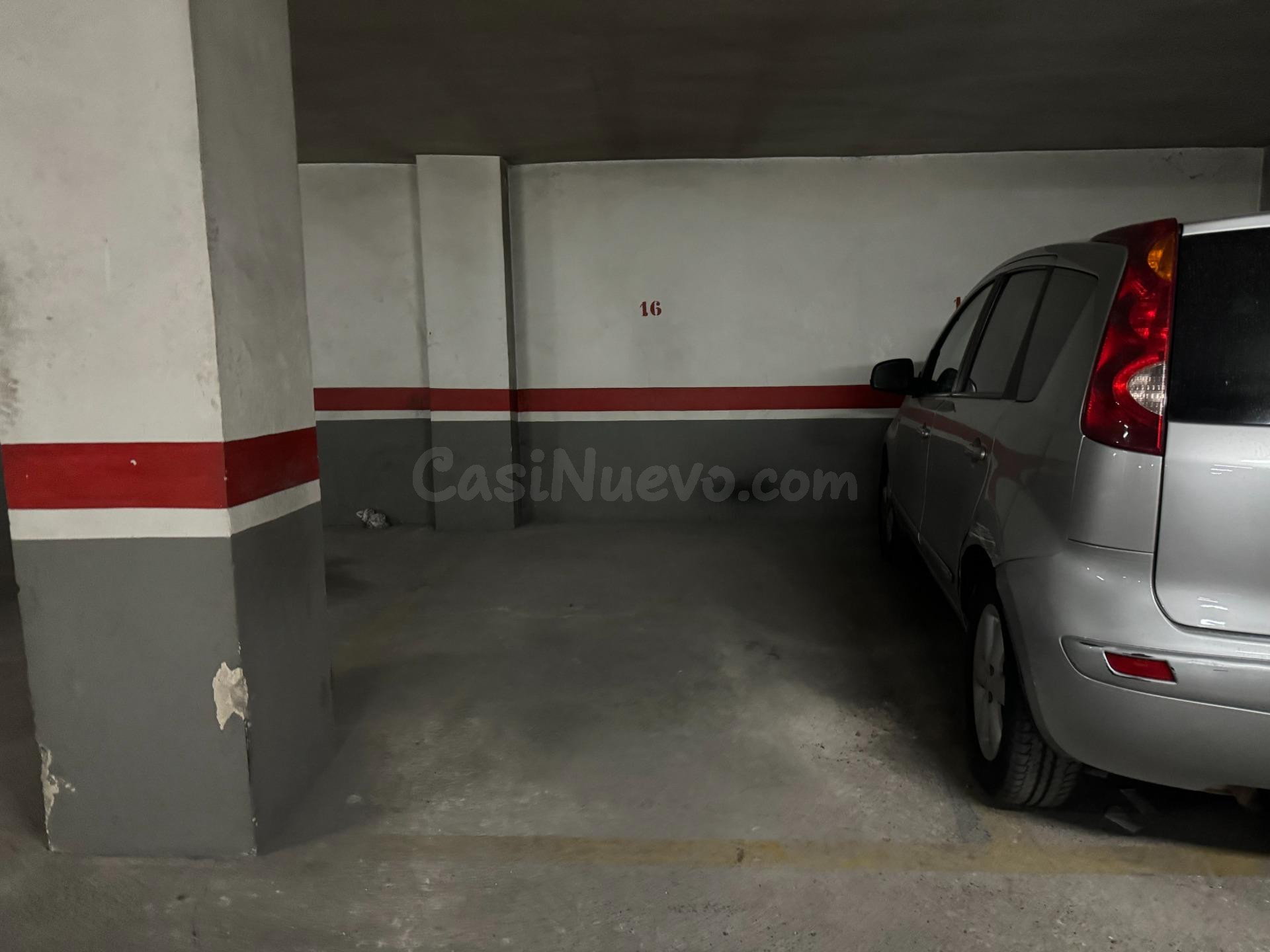 PLAZA DE GARAJE EN EL CENTRO DE LLÍRIA