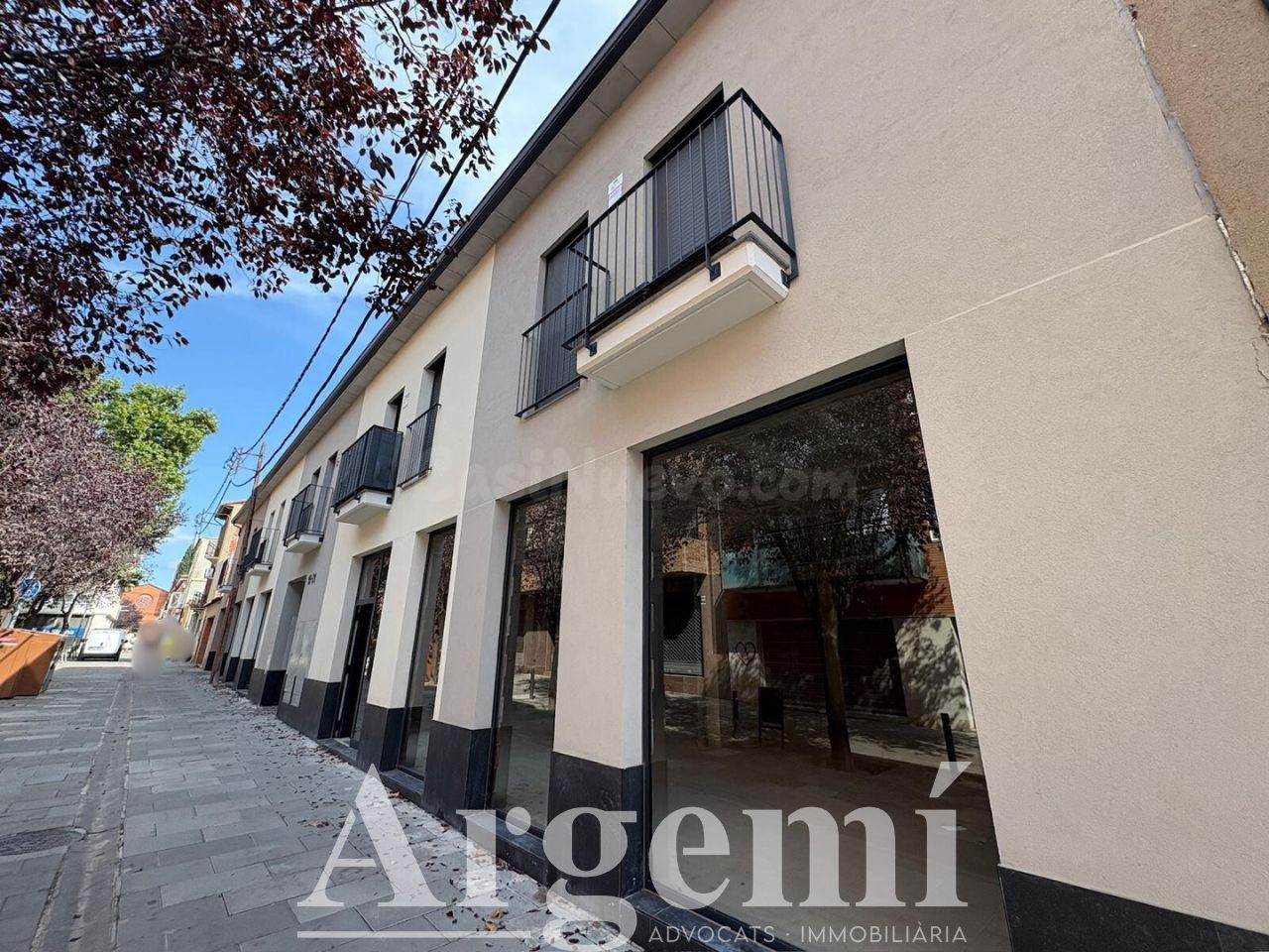 ALQUILER LOCAL EN EL CENTRO DE PALAU-SOLITÀ I PLEGAMANS