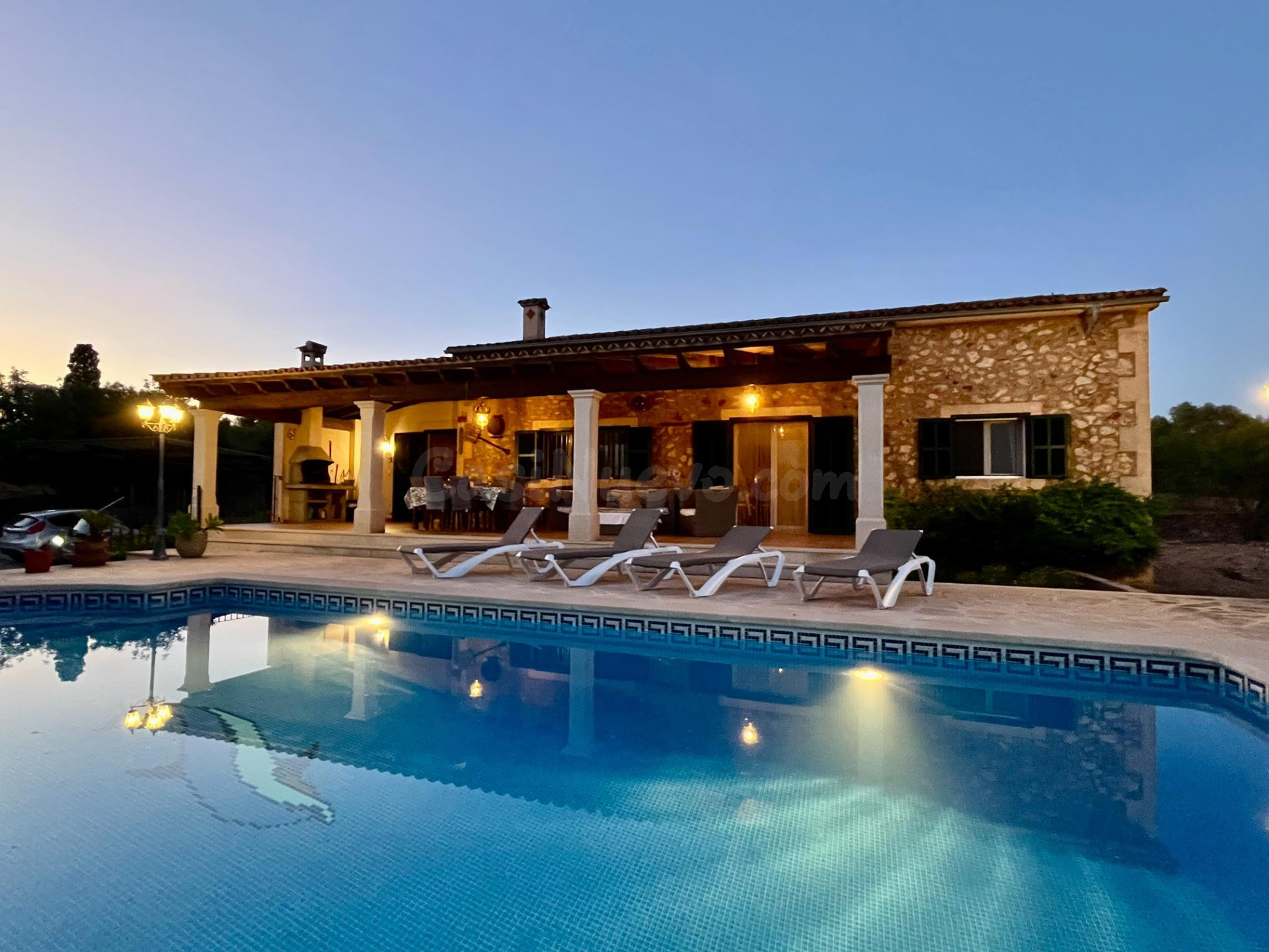Lujosa casa de campo en alquiler en zona Campos.