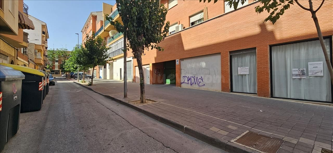 Venta de 2 Locales en Brasil Nº 21 Alcantarilla (Murcia)
