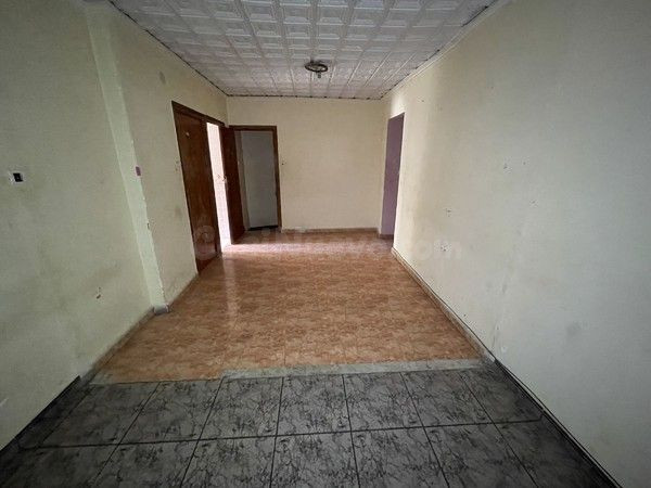 Venta de Casa Adosada en Calle Quevedo Nº 58 Yecla (Murcia)¡OPORTUNIDAD ÚNICA EN YECLA! CASA A REFORMAR CON ENCANTO Y POSIBILIDADES INFINITAS