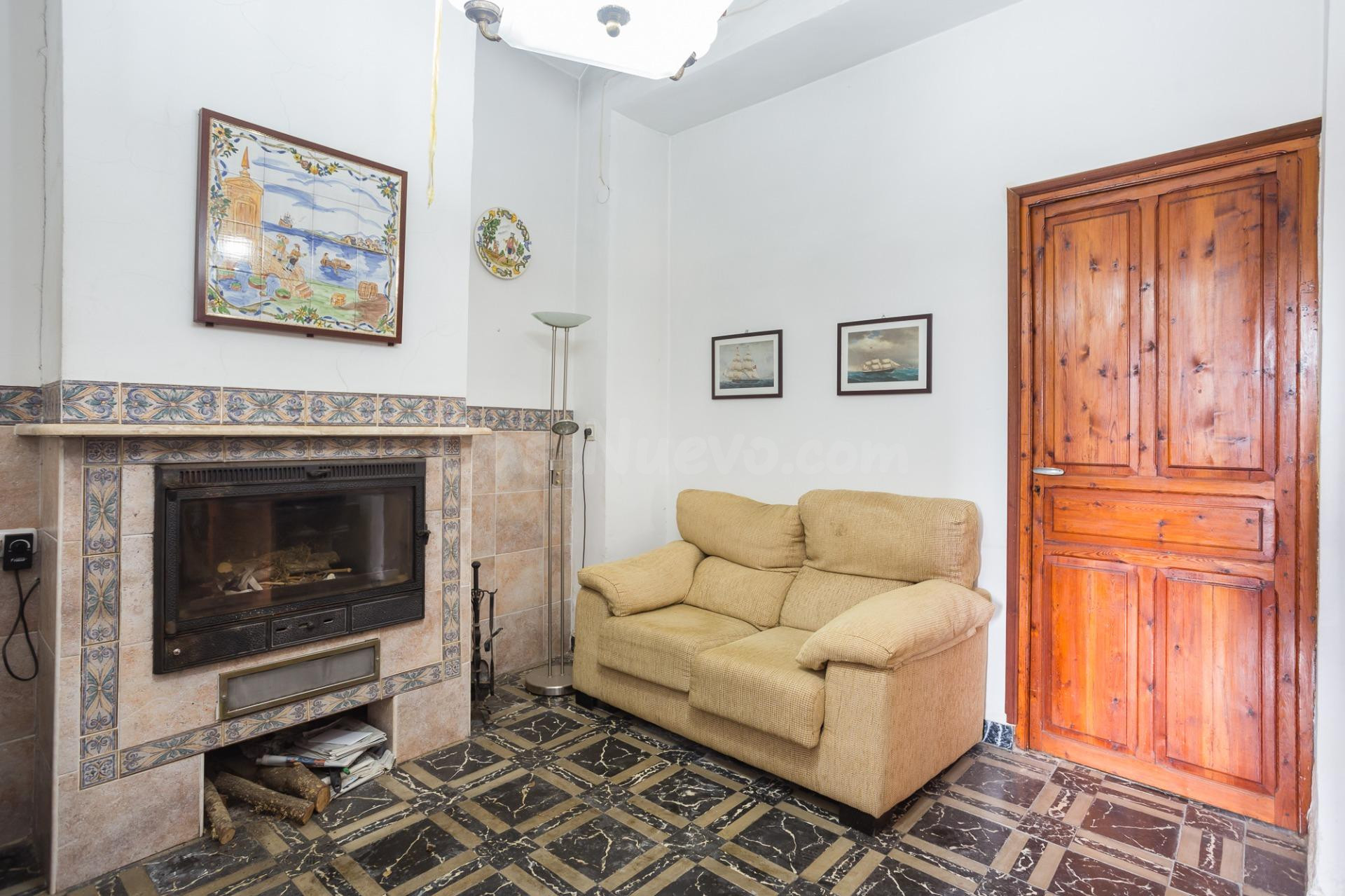CASA SEÑORIAL EN CASTELLONET, CON PATIO Y TERRAZA. - foto 2