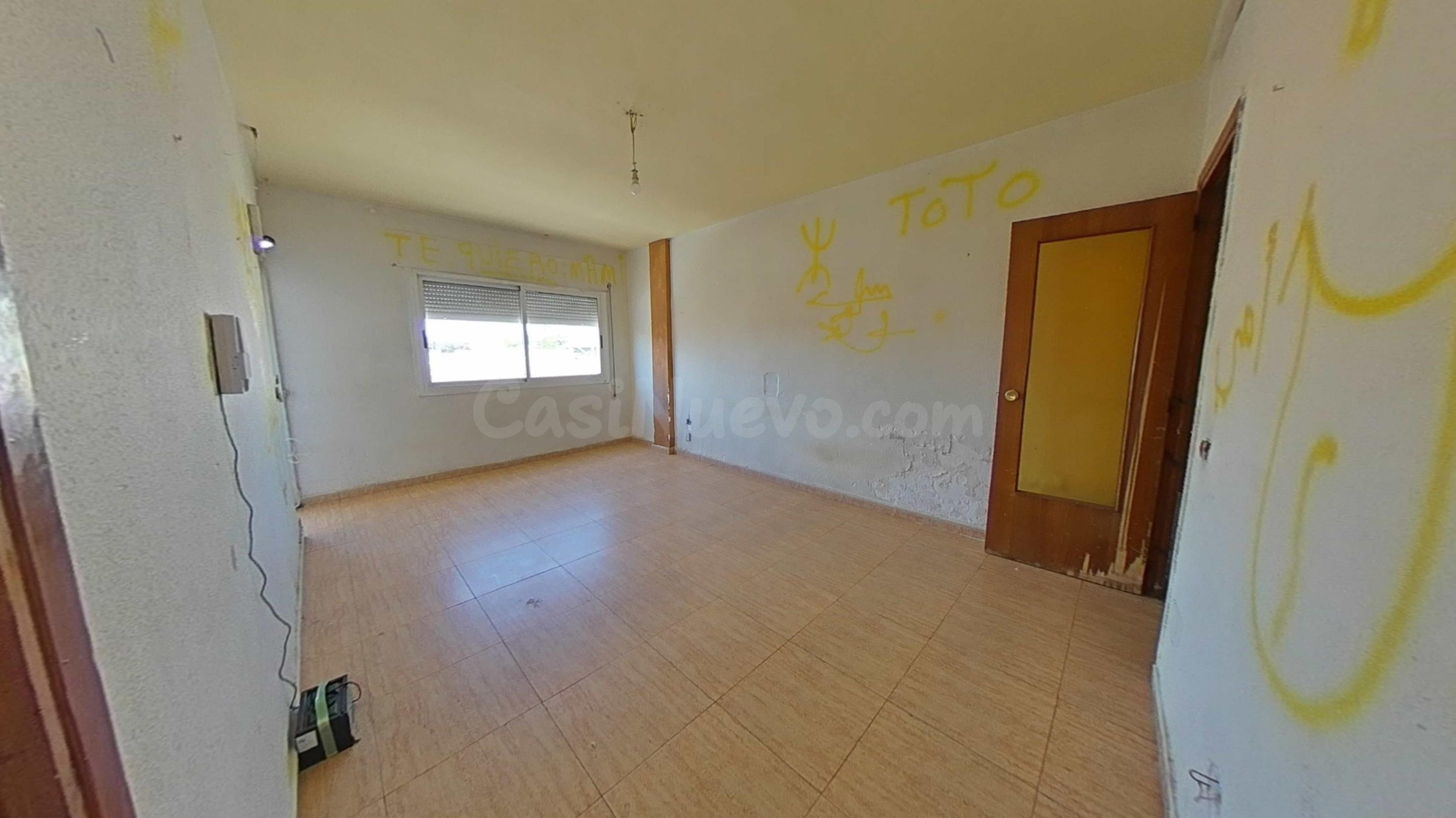 Piso de tres habitaciones en Lo pagan