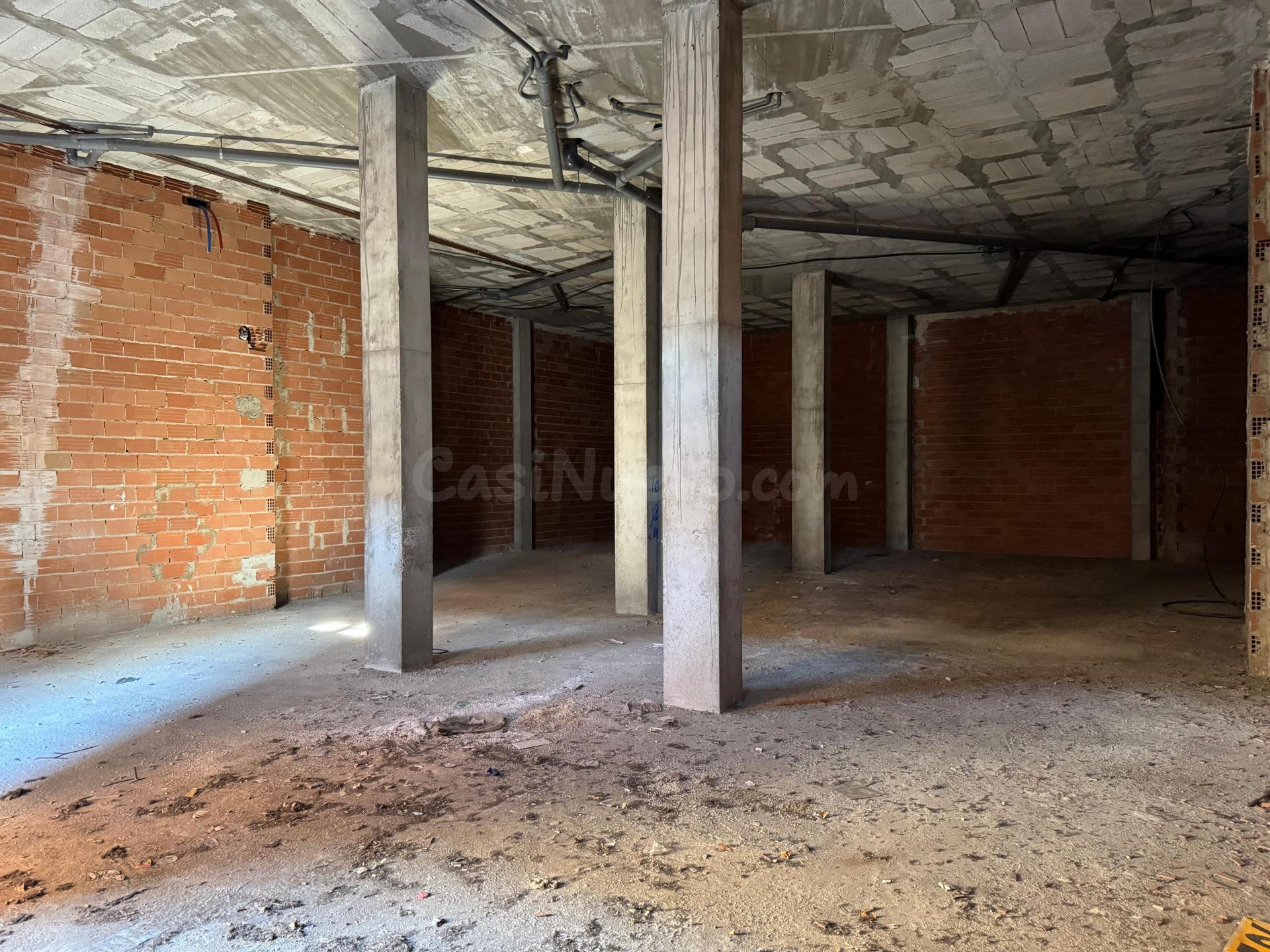 🏢 Tu proyecto empieza aquí — Local diáfano en calle Plus Ult - foto 3