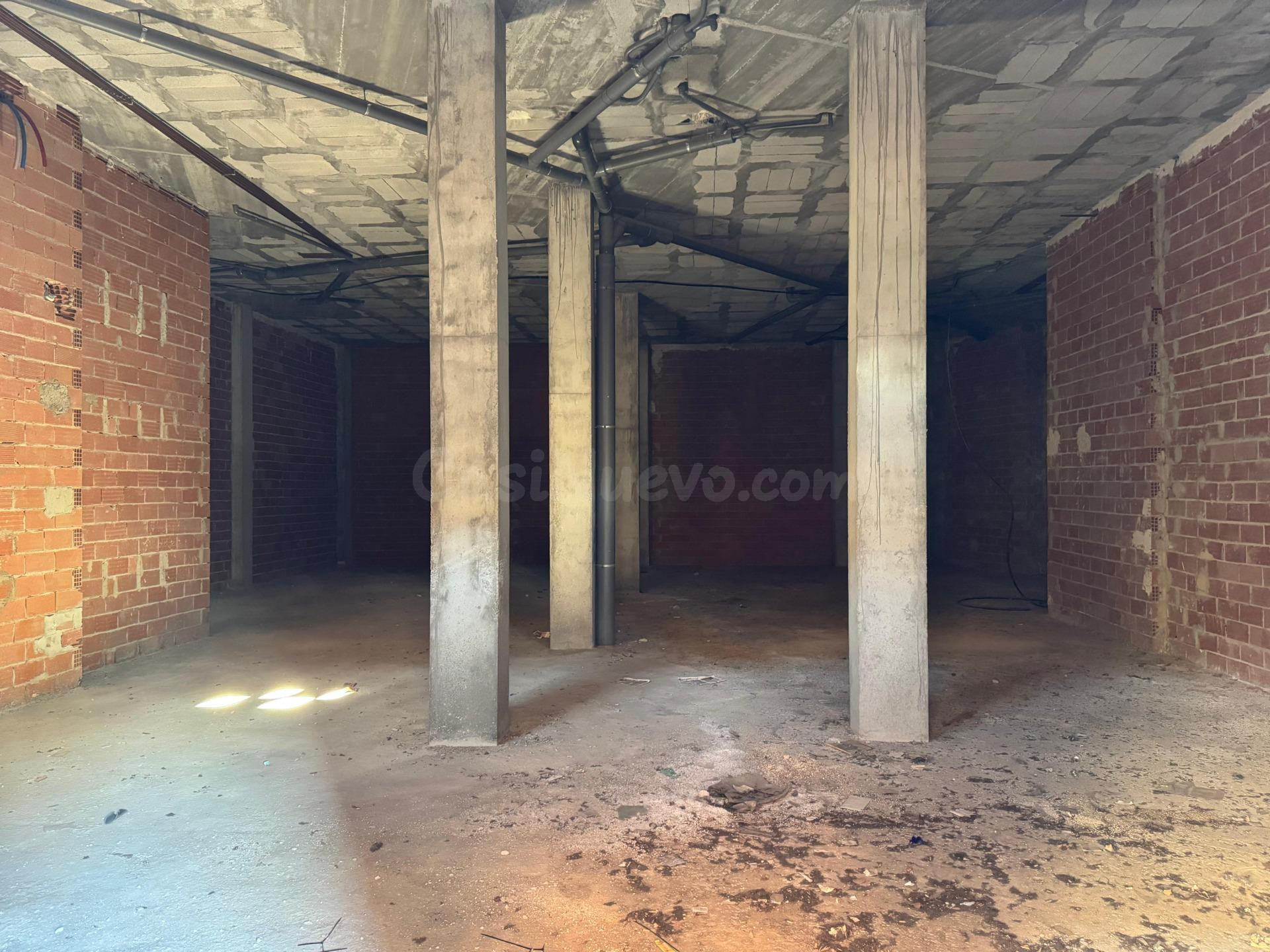 🏢 Tu proyecto empieza aquí — Local diáfano en calle Plus Ult - foto 4