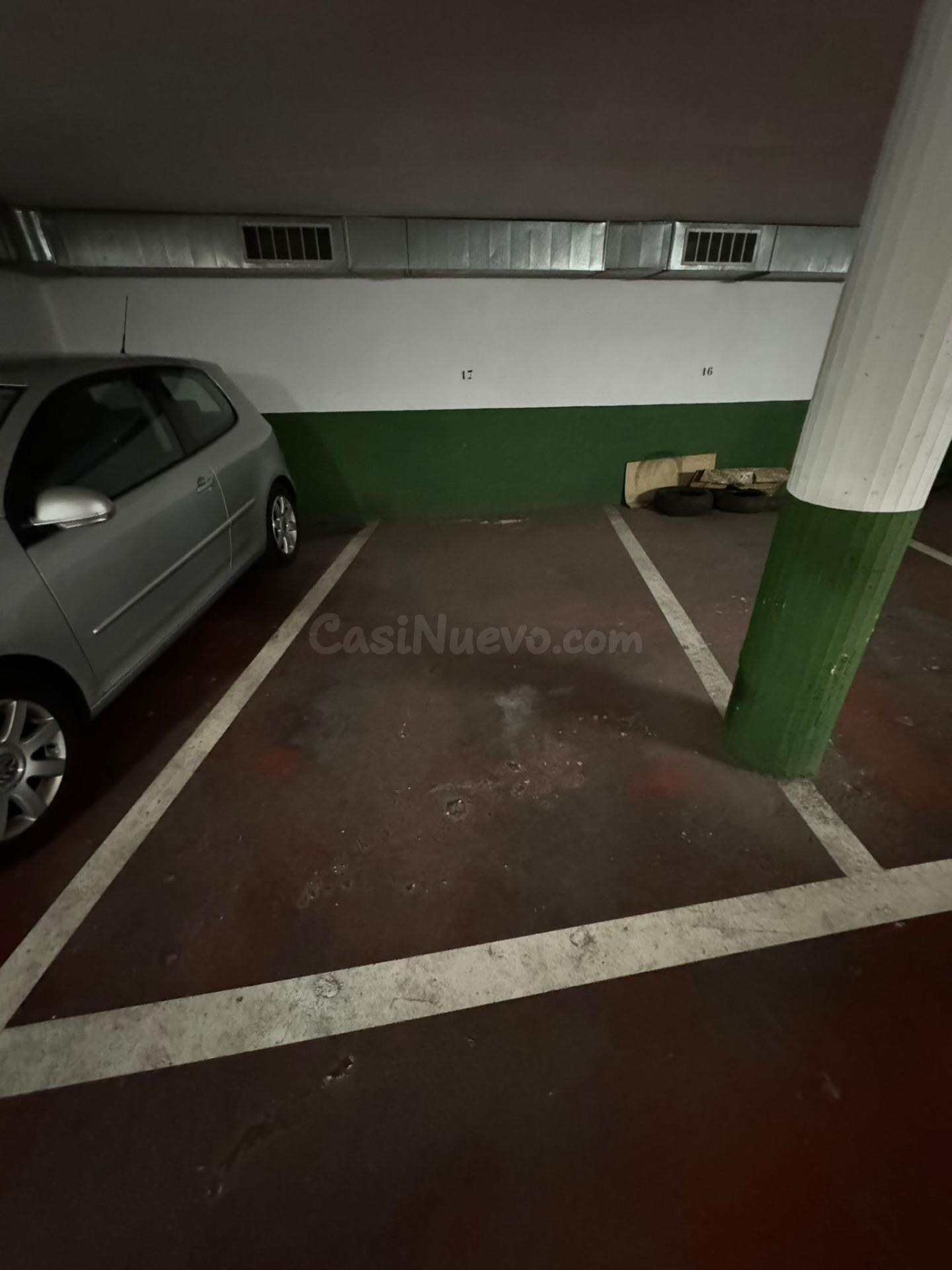 PLAZA DE PARKING EN VENTA EN BARRIO CENTRE EN CORNELLA DE LLOBREGAT