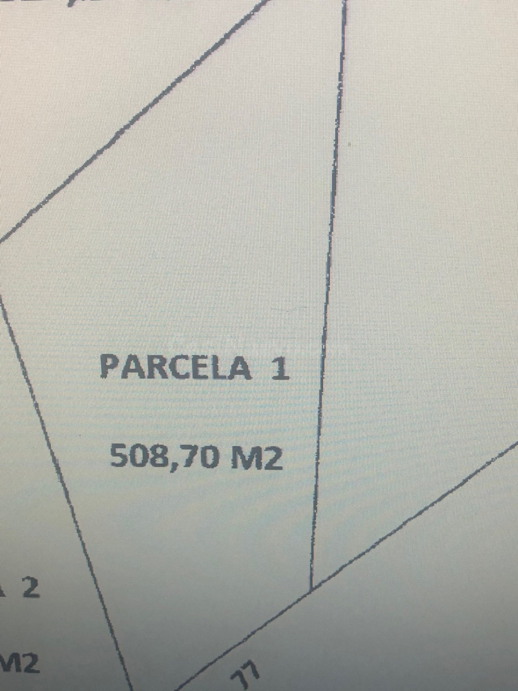 Terreno urbano de 508 m2 para construir vivienda independiente de 242m2 con piscina privada