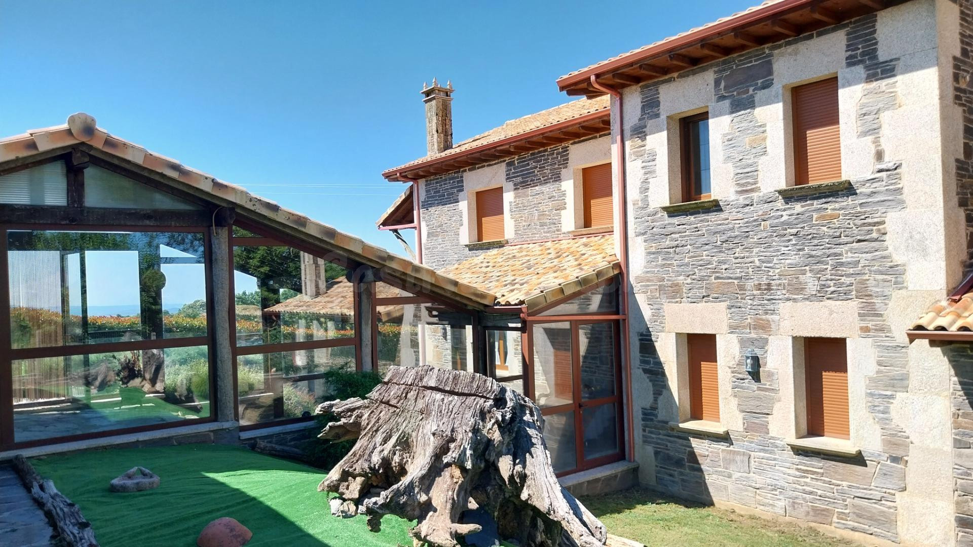 Venta de casa espectacular en Verín (Laza, Toro) también hay