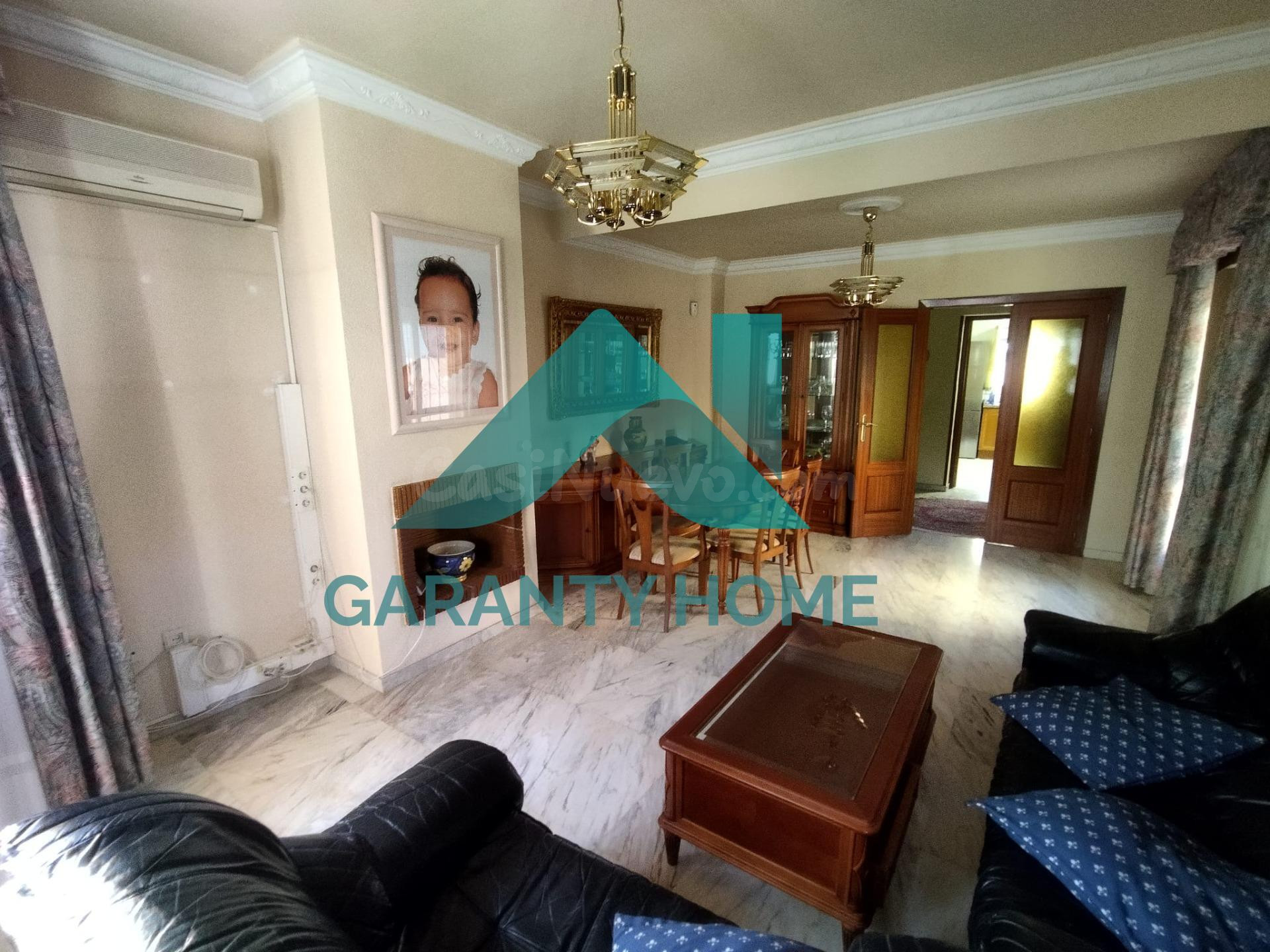 Se VENDE Chalet en zona R-66 - foto 4
