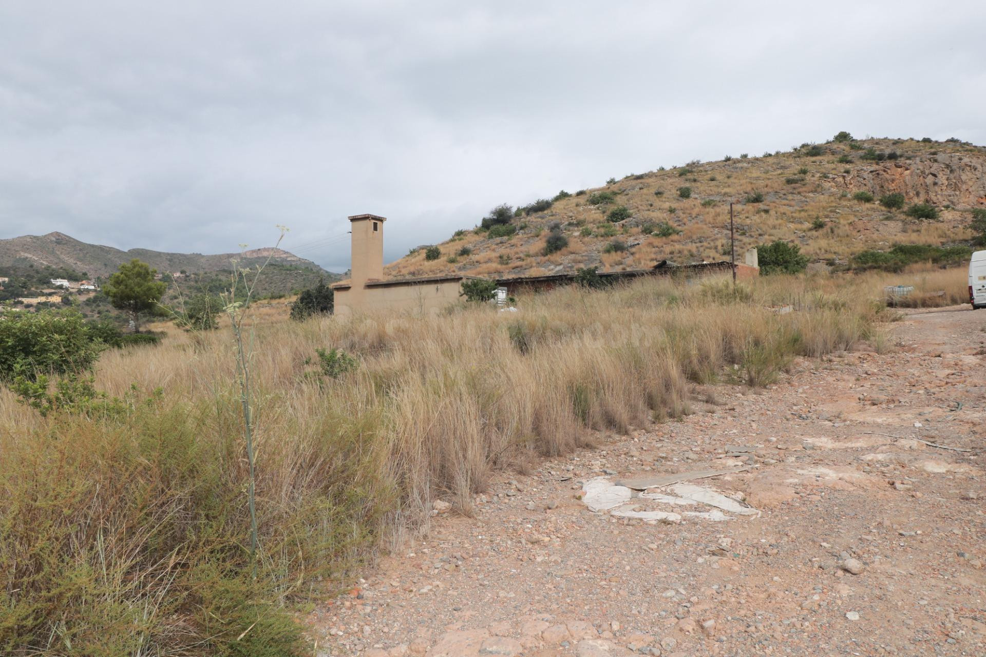 🏞️ TERRENO RÚSTICO DE MÁS DE 324.000 m2 EN LA VALL D’UIXÓ (C - foto 3