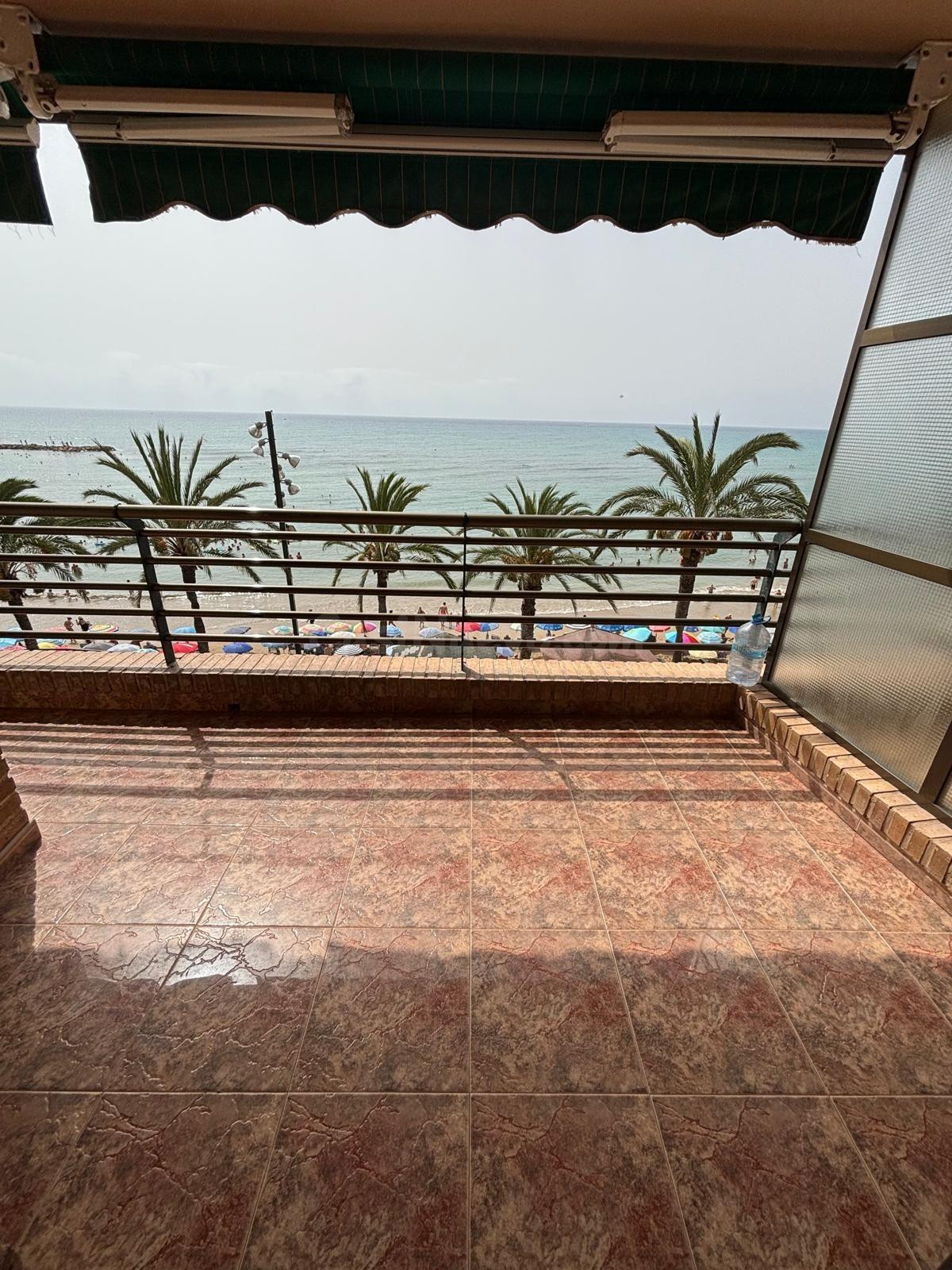 ✨ EXCLUSIVO APARTAMENTO EN PRIMERA LÍNEA DE LA PLAYA DEL CURA ✨