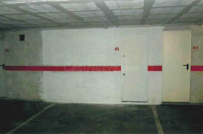 ¡Oportunidad única en Benalmádena! Garaje + Trastero en venta