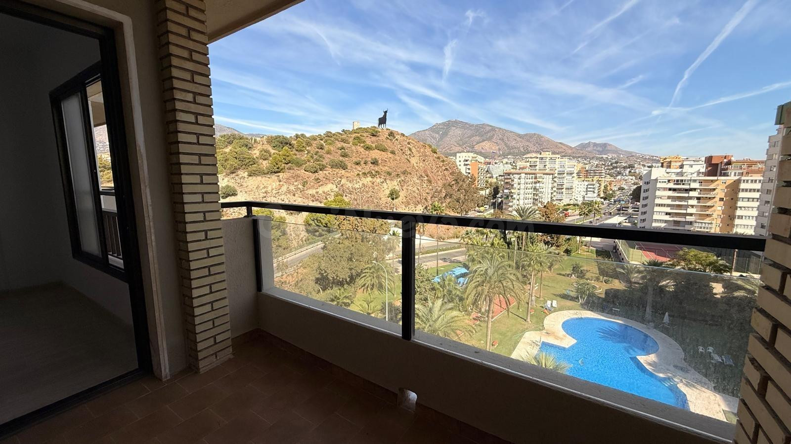¡Vive el Sueño Junto al Mar en Fuengirola! Apartamento de Ensueño en el Paseo Marítimo