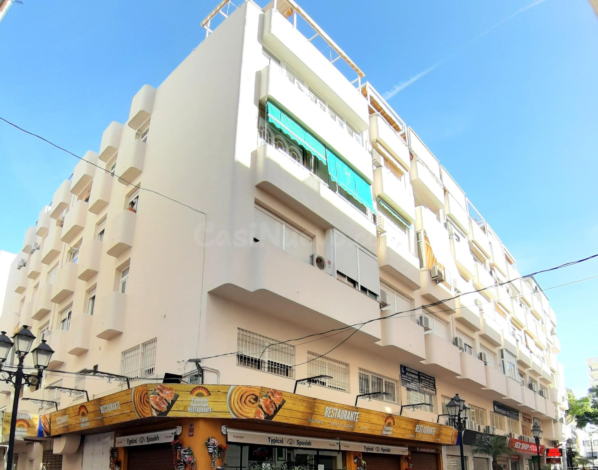 PISO REFORMADO EN EL CENTRO DE FUENGIROLA – A 300 M DE LA PLAYA