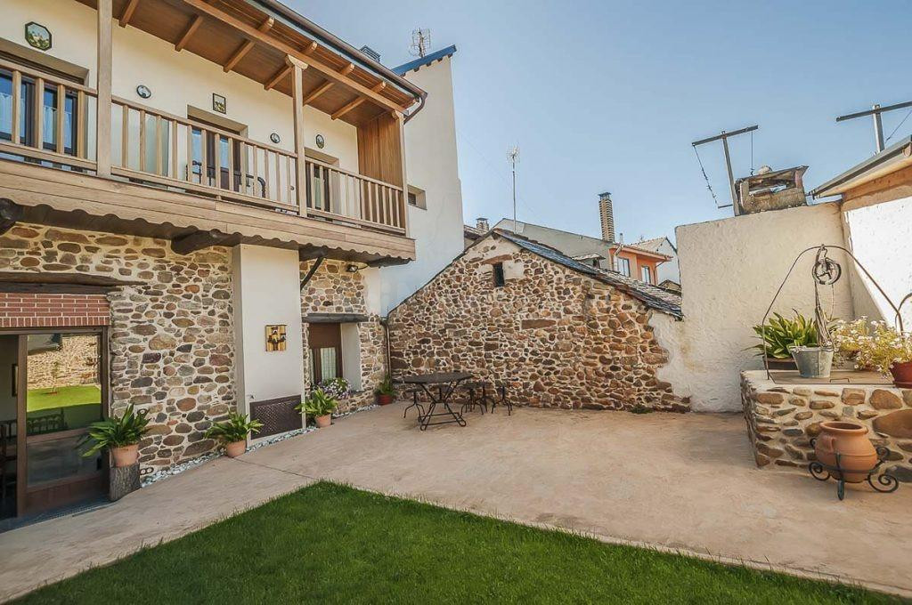 Se vende hotel Rural
