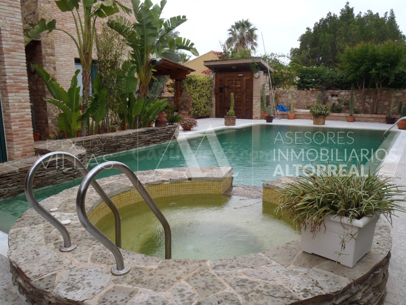 VILLA DE LUJO EN ALTORREAL - foto 3