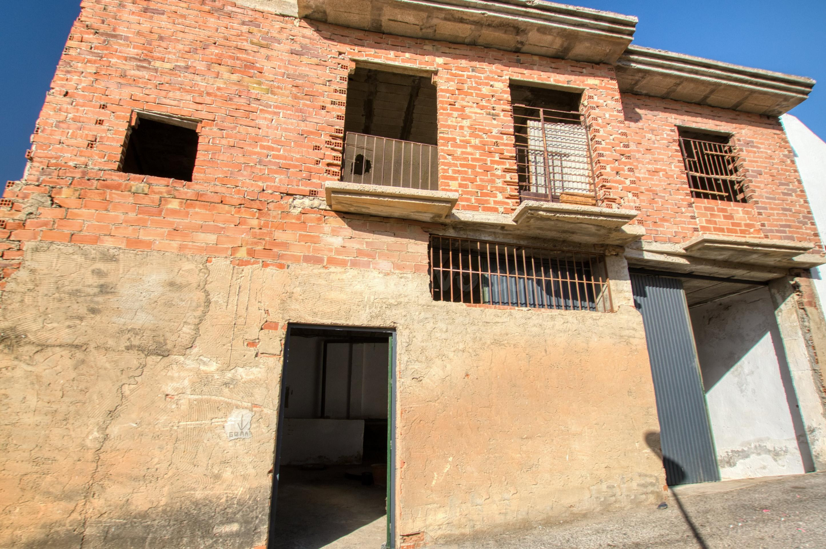 Casa para terminar con aparcamiento - foto 3