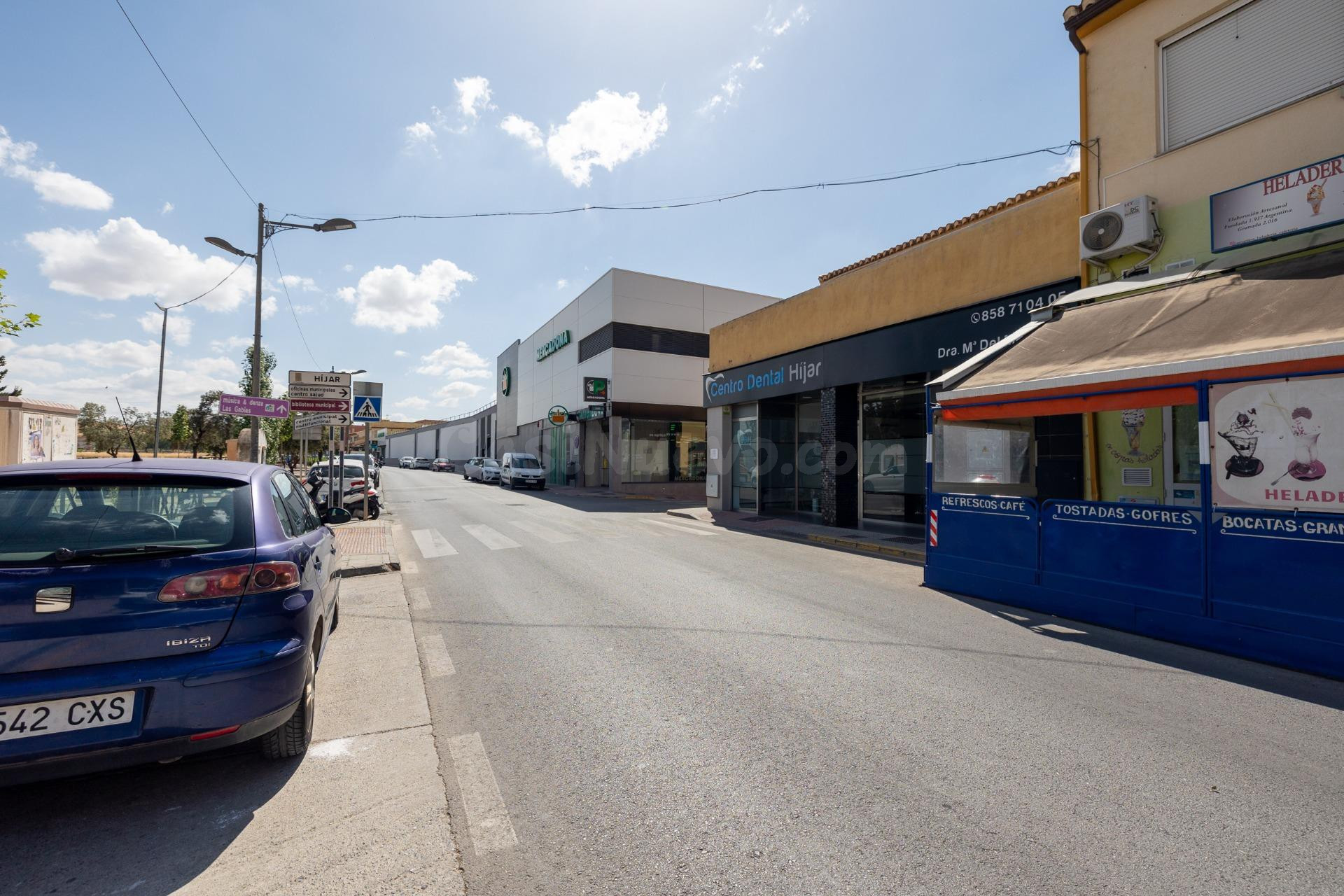 Parcela de 5000 metros junto al mercadona de Hijar - foto 2