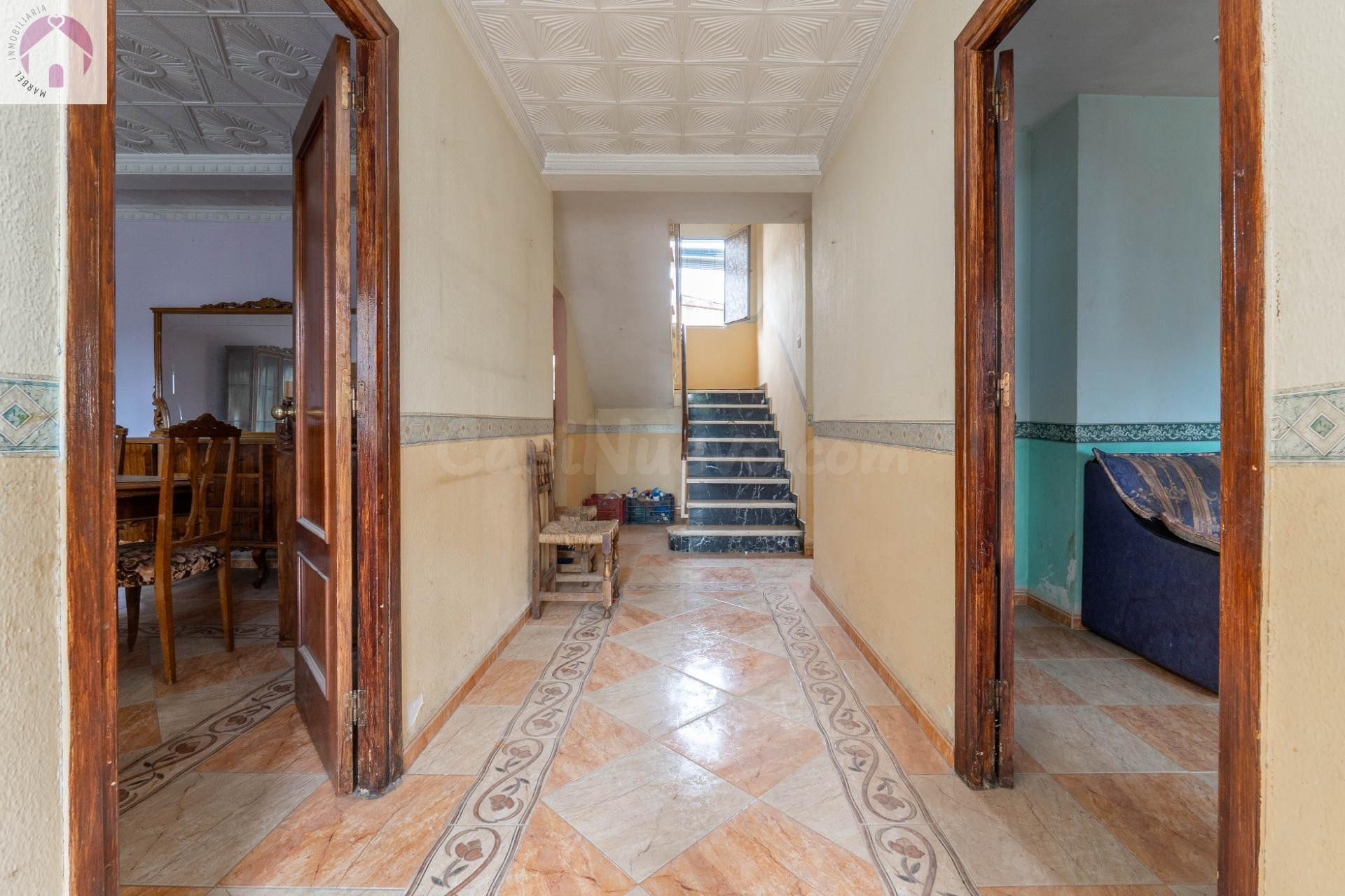 SE VENDE CASA CON UNA PARCELA DE 518 m2 (EN EL CENTRO DE LOS - foto 3