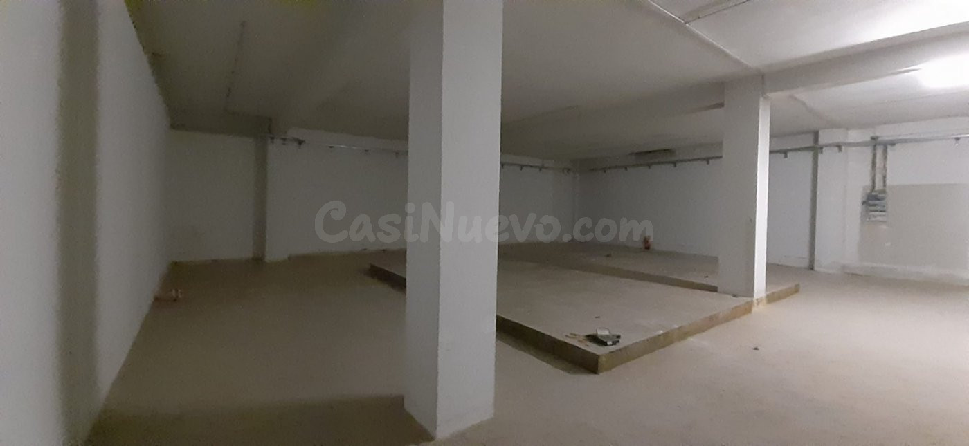 ¡ENORME Y FANTÁSTICO LOCAL EN ALQUILER - REUS! - foto 4