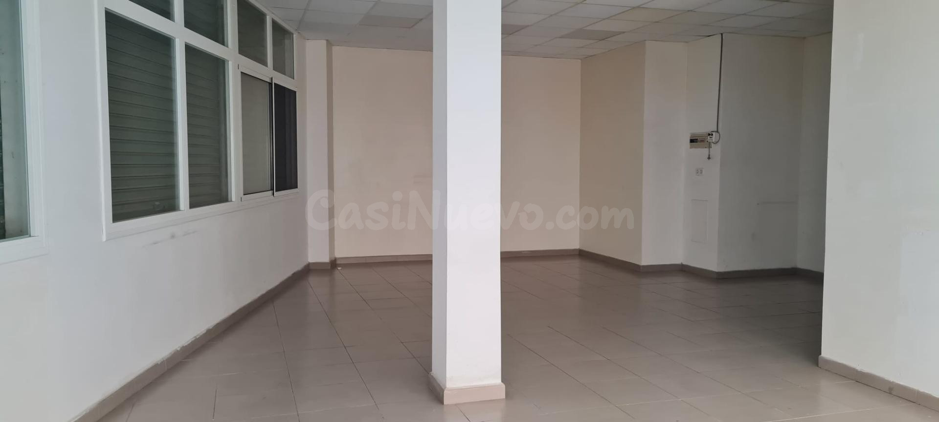 ¡EN VENTA O ALQUIER LOCAL REFORMADO APTO PARA CUALQUIER NEGO - foto 4