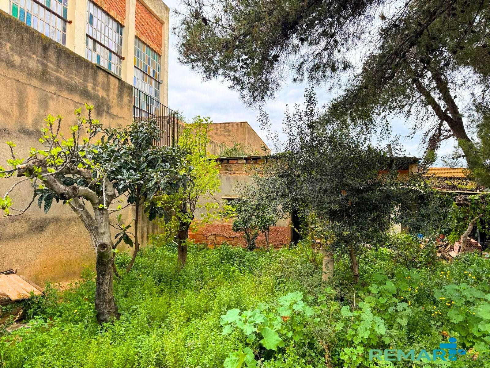 MAGINIFICO TERRENO URBANO A LA VENTA EN LA CIUDAD DE REUS