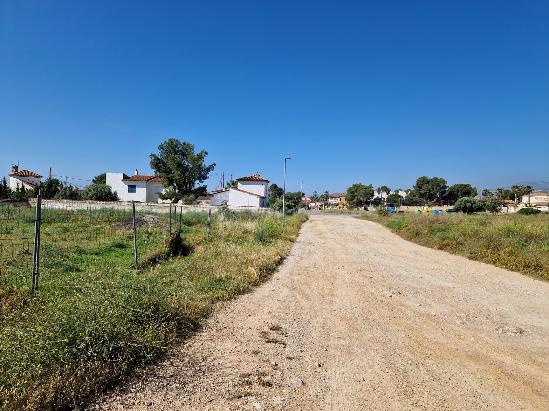 TERRENO URBANO EN VENTA – MIAMI PLATJA (TARRAGONA) A PASOS DEL MAR - foto 4