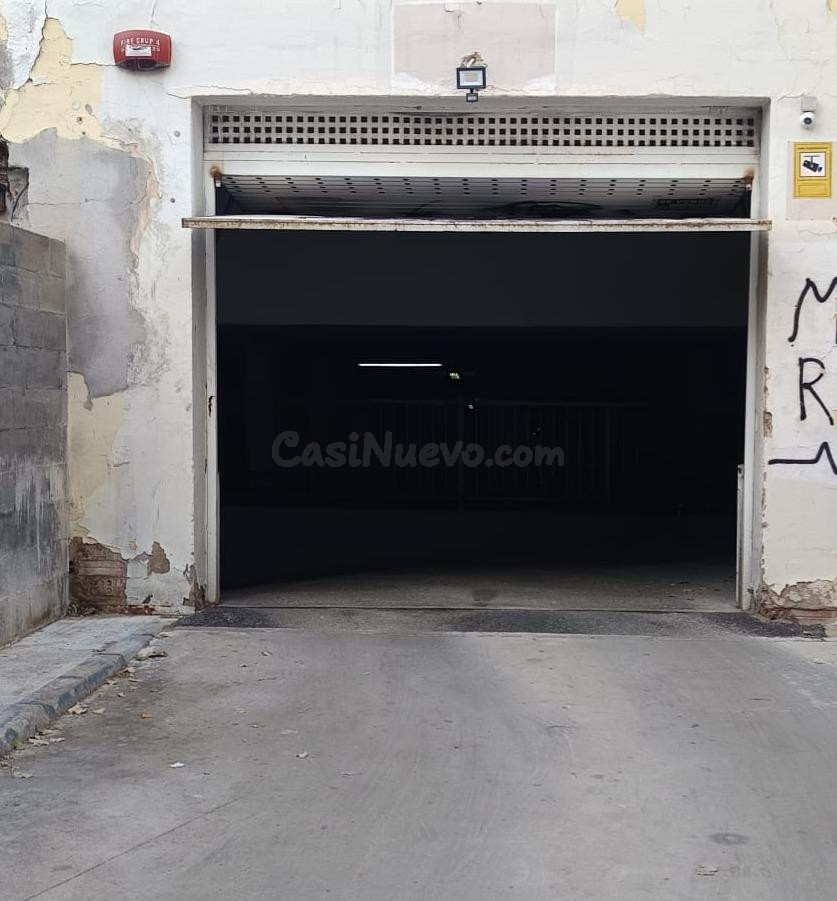 🅿️ Plaza de parking doble en zona Carrilet – amplia, segura y con fácil acceso - foto 4