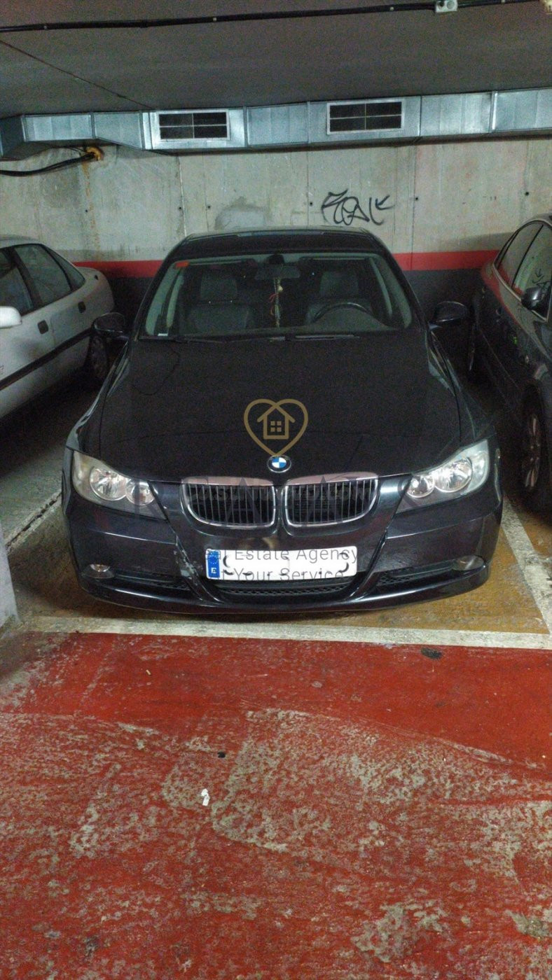 Amplia plaza de garaje para coche grande en excelente ubicac - foto 5