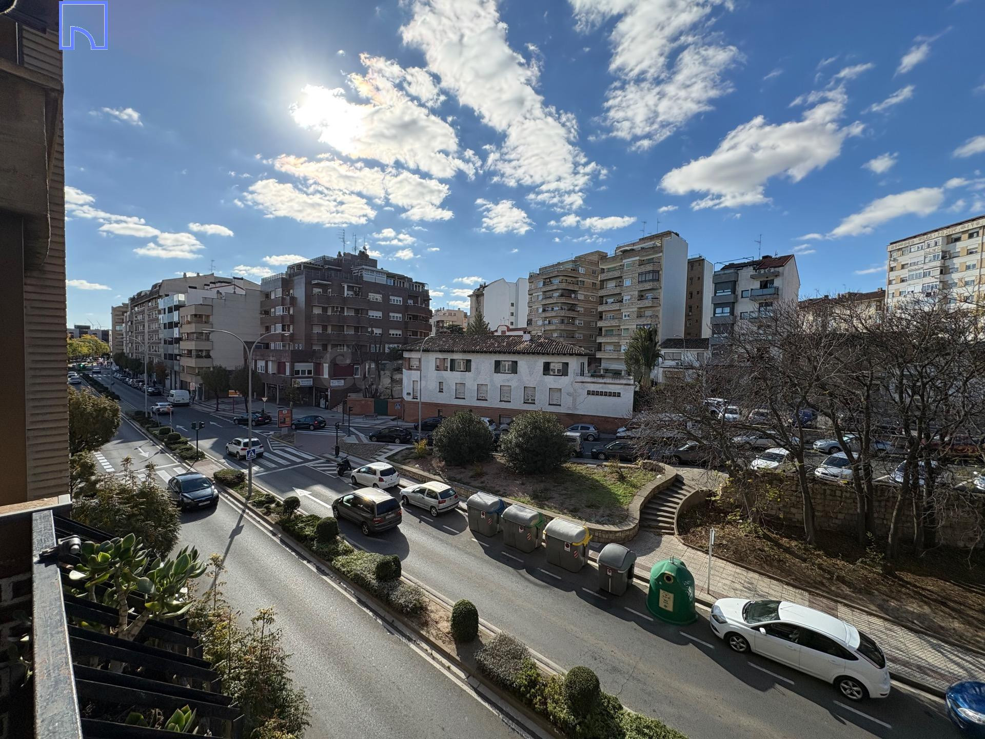 Piso de 4 habitaciones en Avda Zaragoza - foto 3