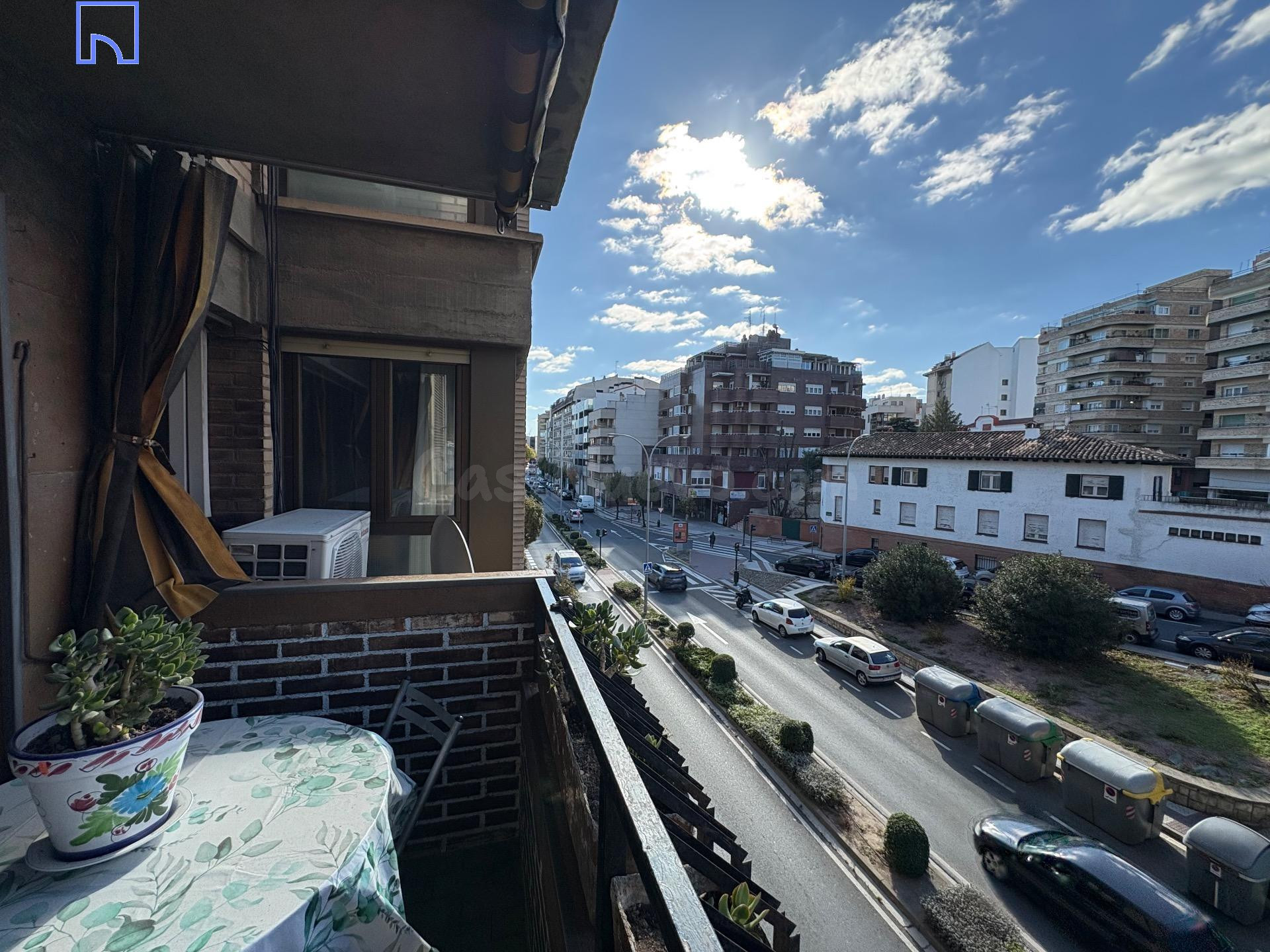Piso de 4 habitaciones en Avda Zaragoza - foto 4