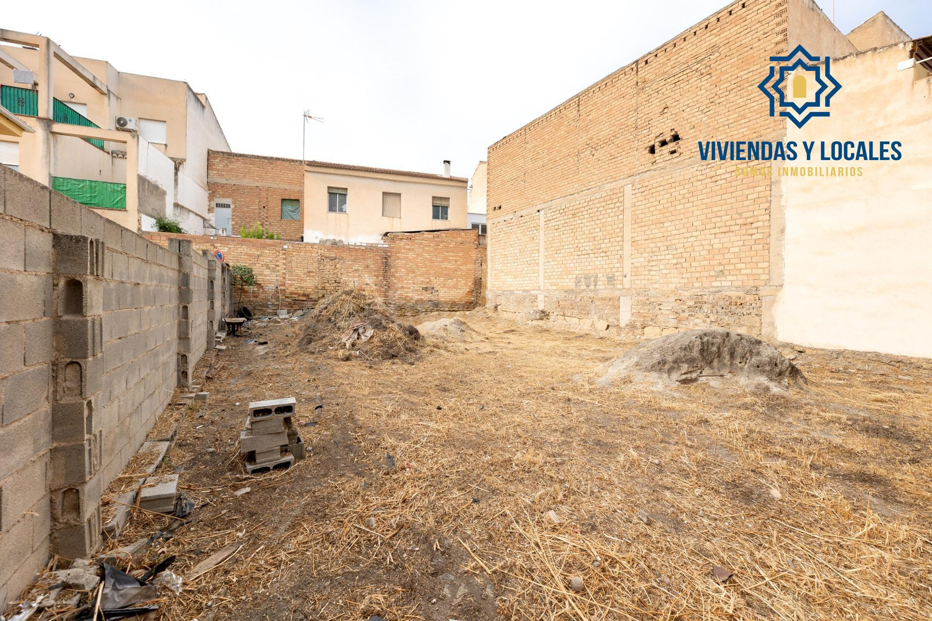 Terreno de 234 m2 totalmente cercado en zona tranquila — ¡Bu - foto 2