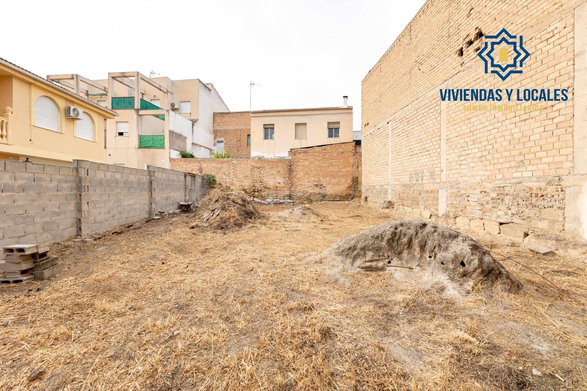 Terreno de 234 m2 totalmente cercado en zona tranquila — ¡Bu - foto 3