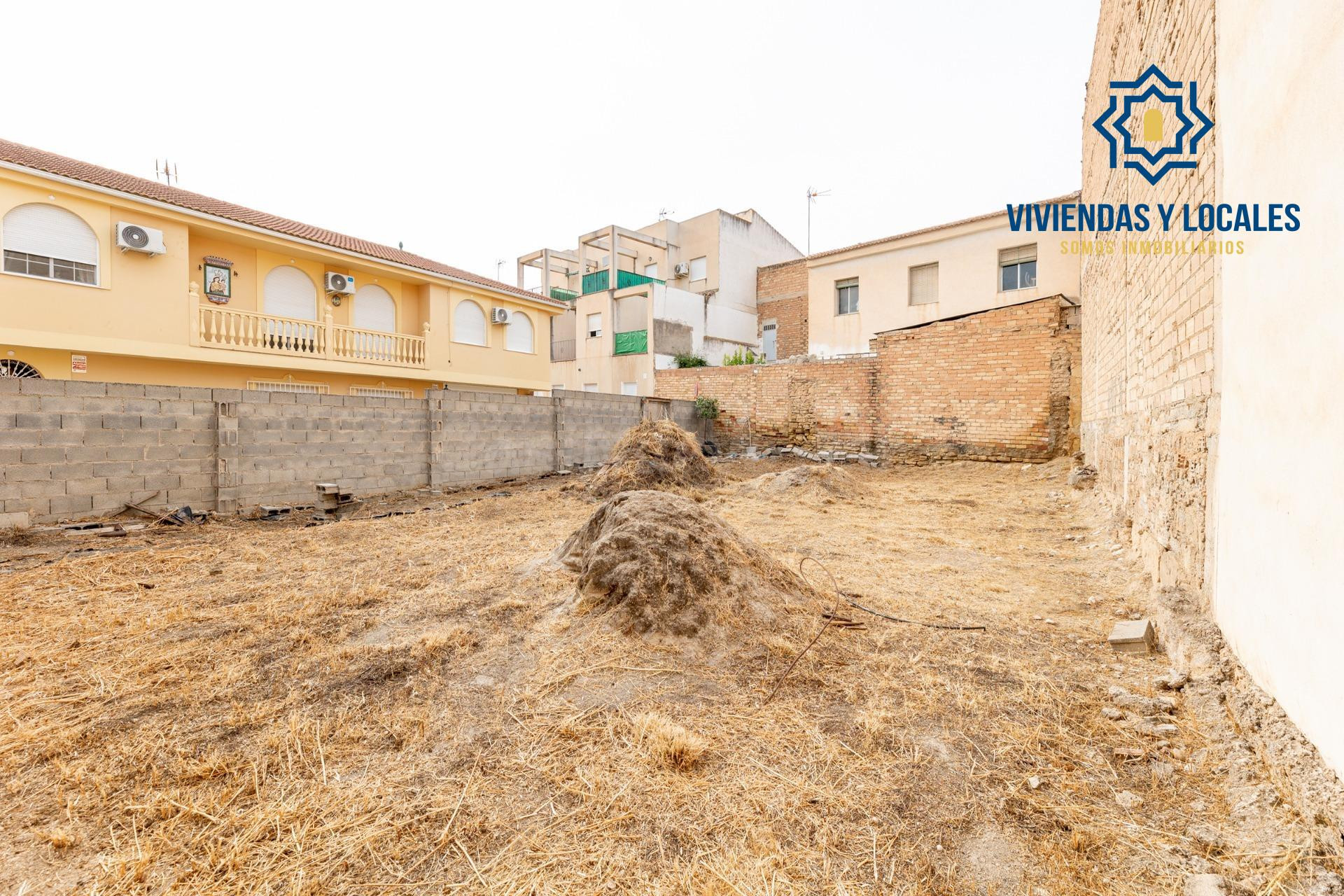 Terreno de 234 m2 totalmente cercado en zona tranquila — ¡Bu - foto 4