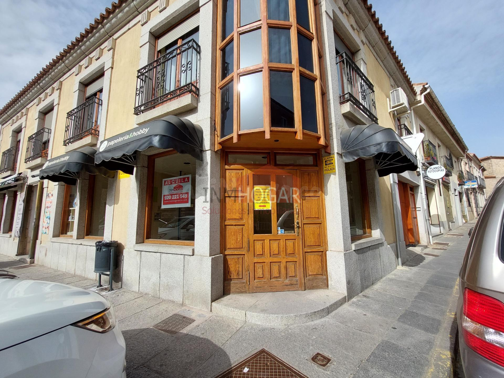 LOCAL COMERCIAL ACONDICIONADO EN EL CENTRO DE LA CIUDAD (ÁVILA) 05001
