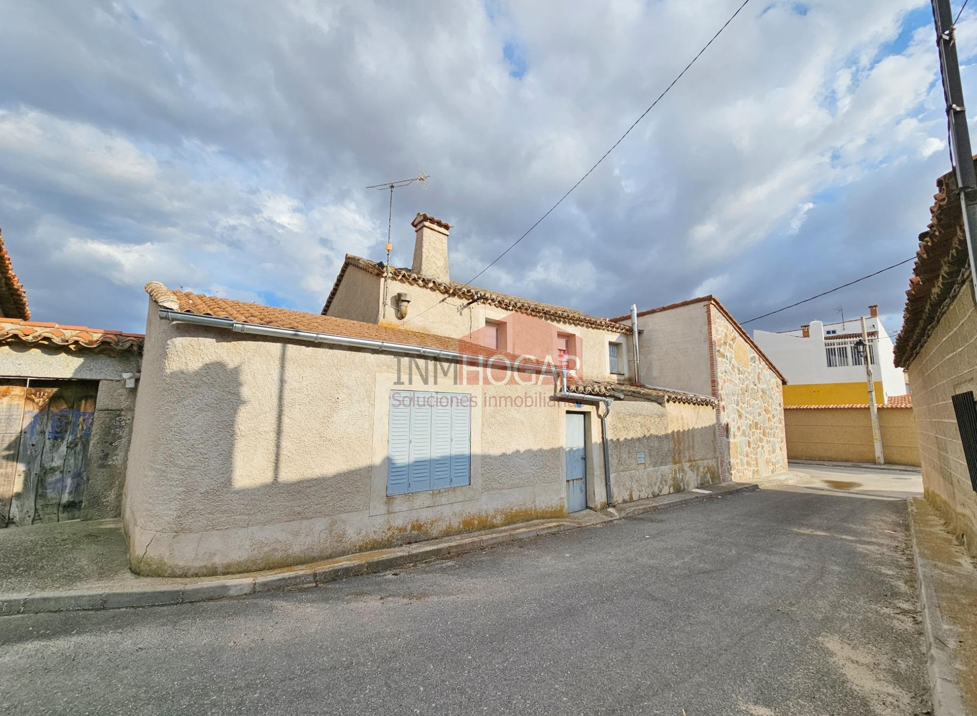 CASA UNIFAMILIAR EN PADIERNOS (ÁVILA)  05220